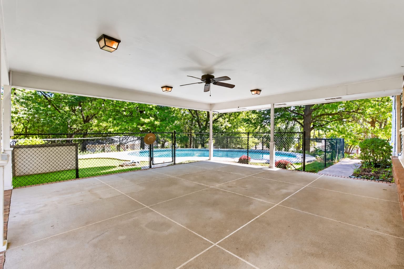 1904 College Park Road Property Photo 24