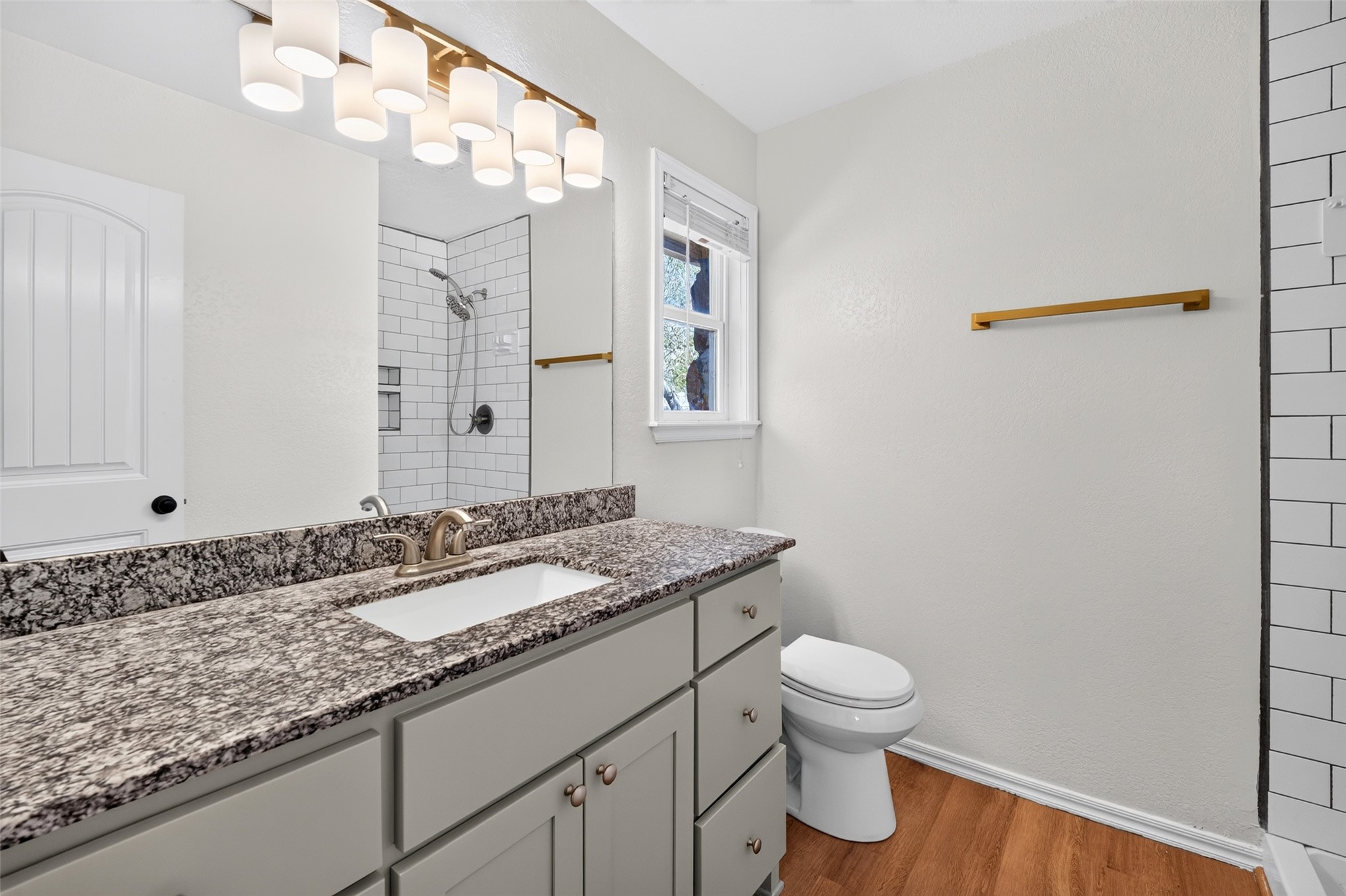 1631 Valley Parkway Property Photo 16