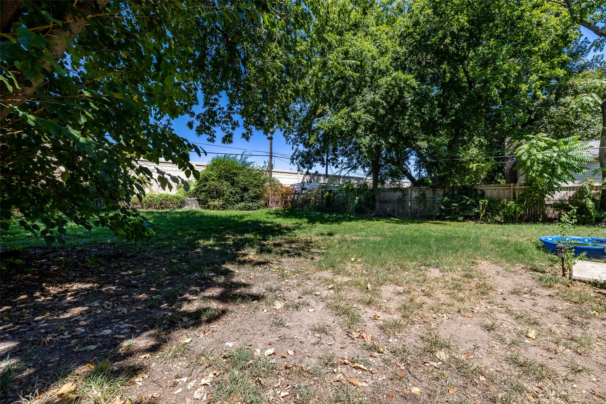 1441 E 52nd Street Property Photo 50