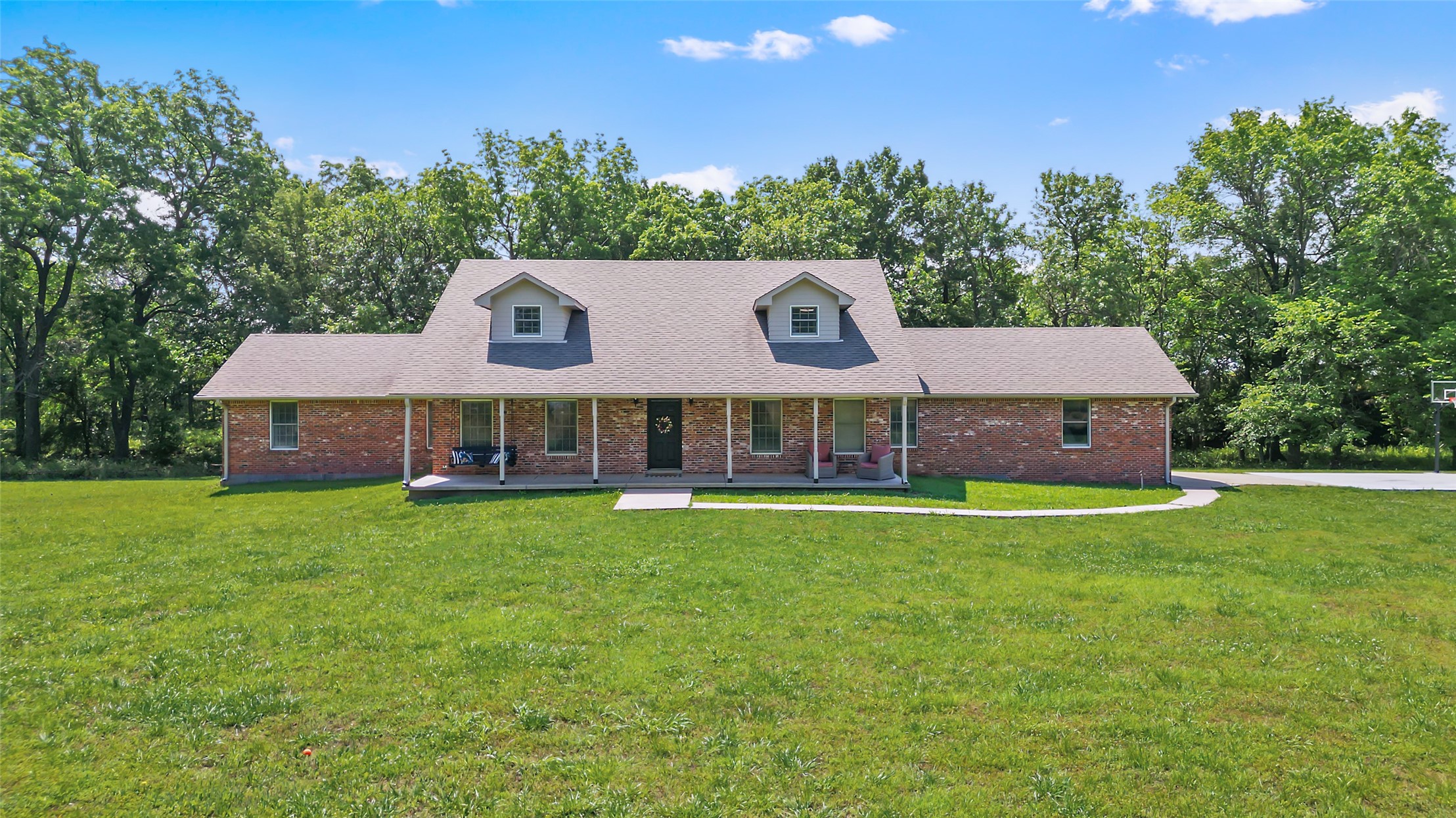 9644 Ew 19 Road Property Photo 1