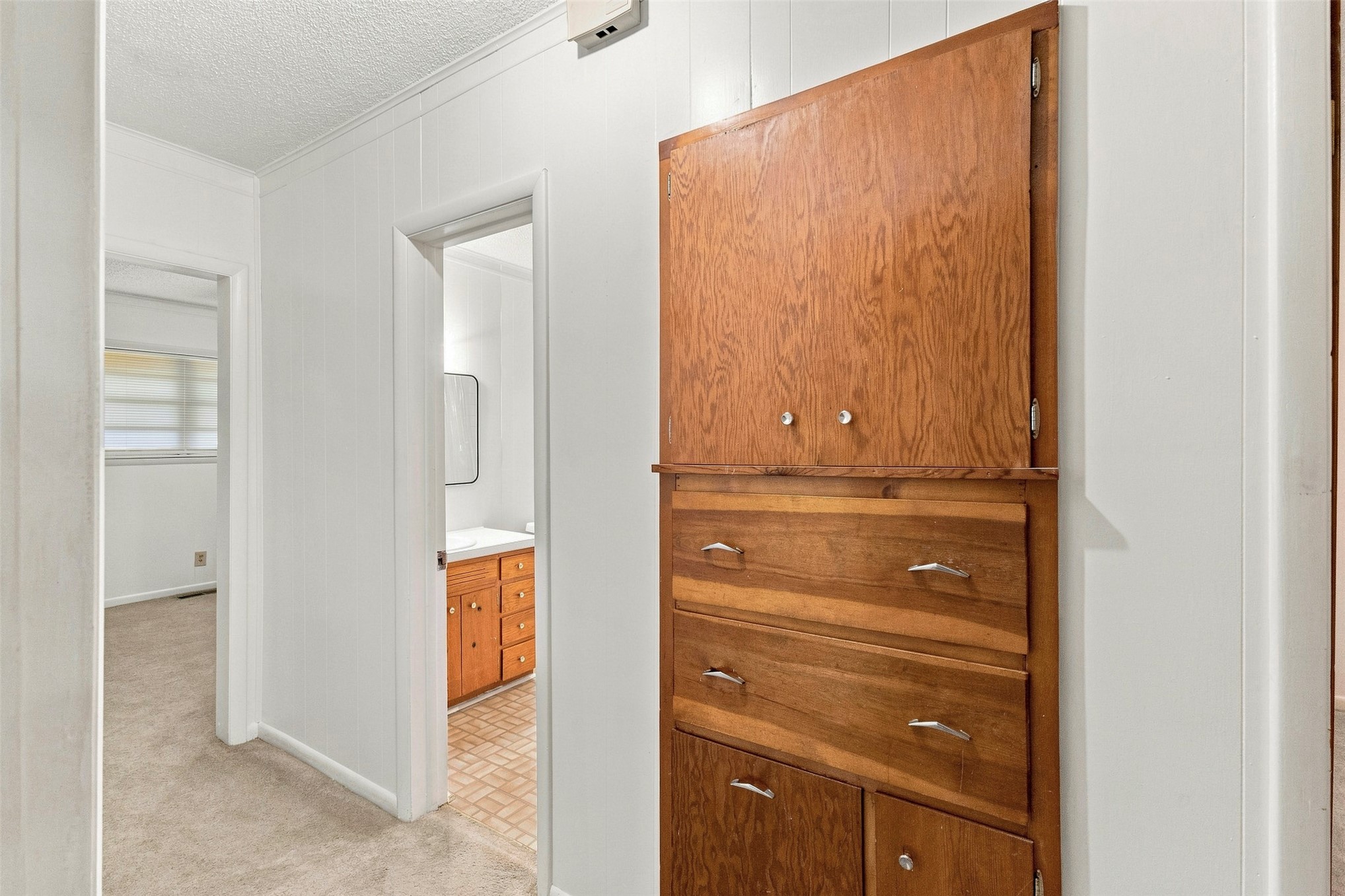 205 Broadway Street Property Photo 9