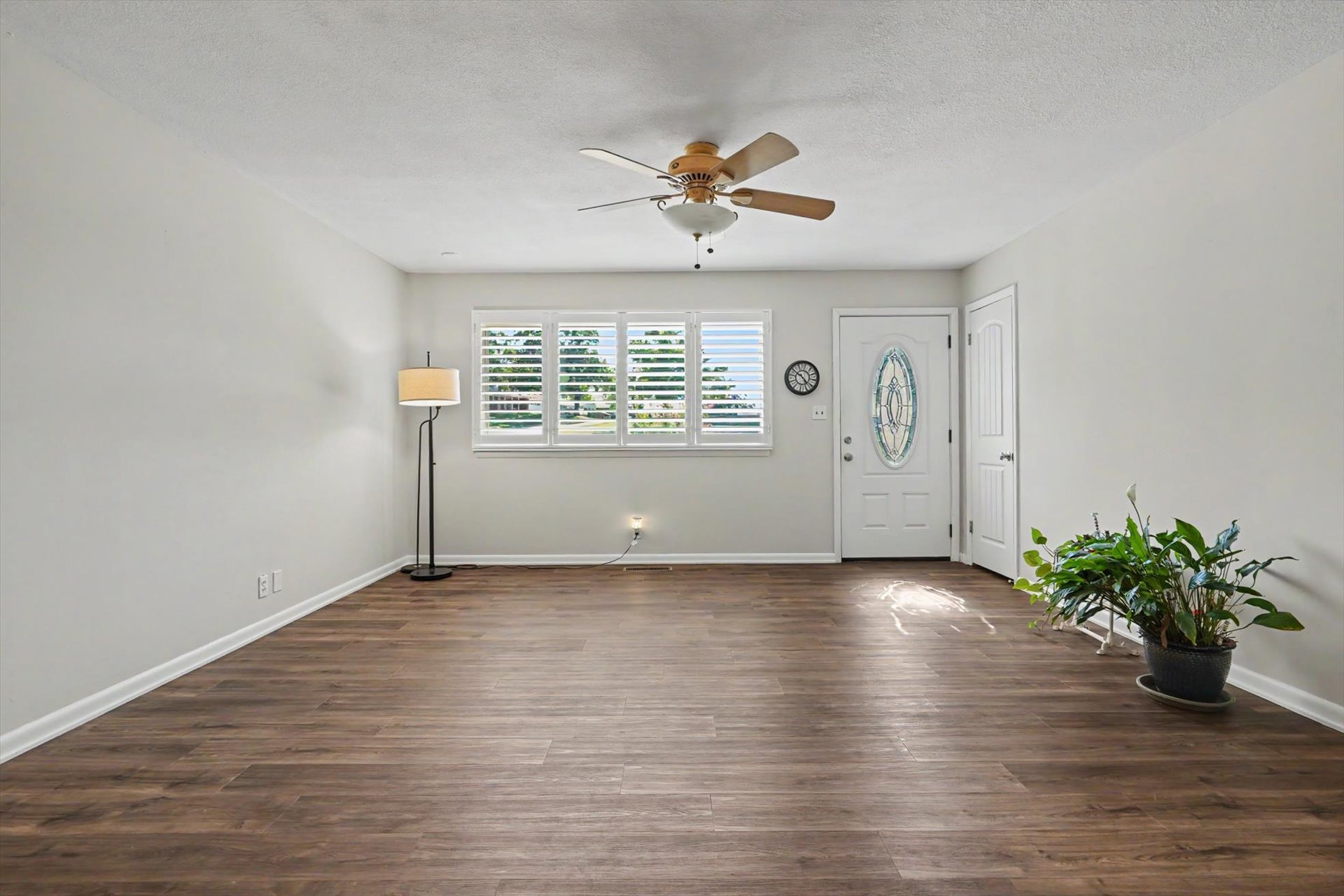 608 N Woodland Drive Property Photo 4