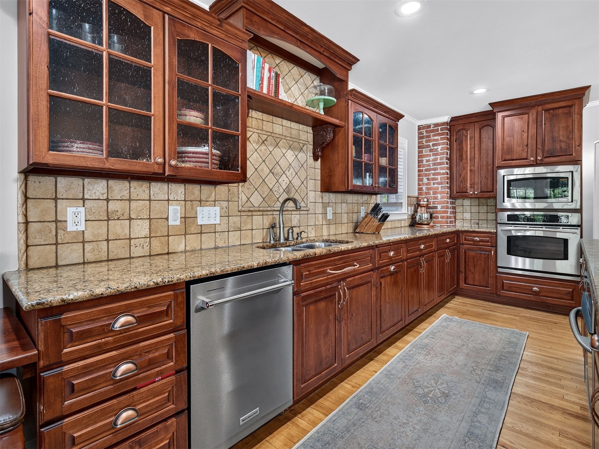 1934 S Evanston Avenue Property Photo 18