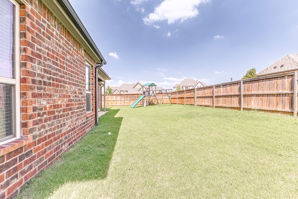 12913 S 2nd Street Property Photo 54