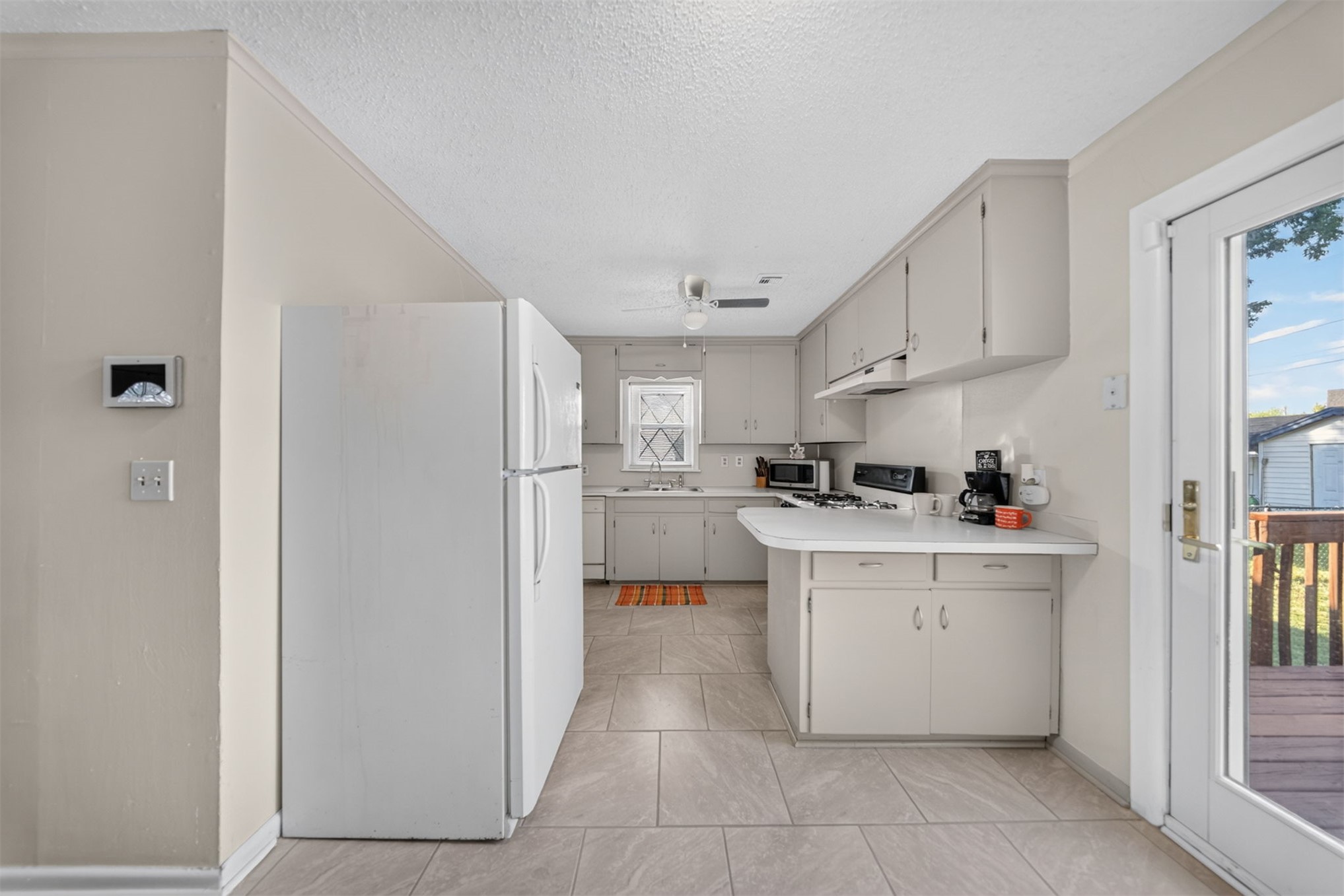 9517 E Newton Place Property Photo 10