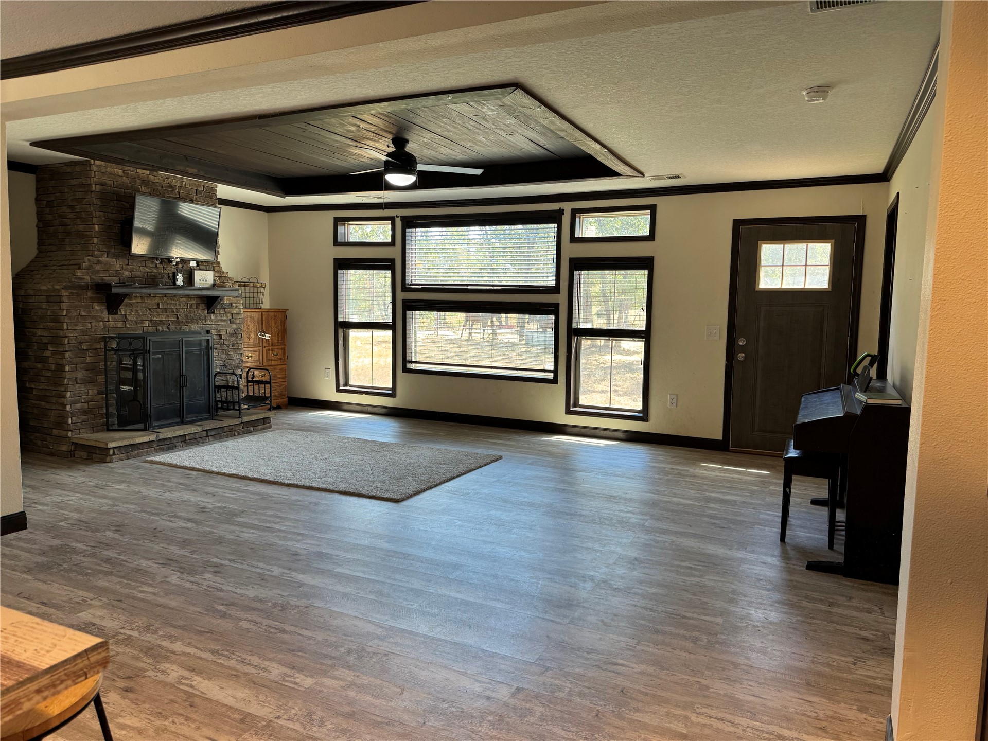 121 Industrial Road Property Photo 1