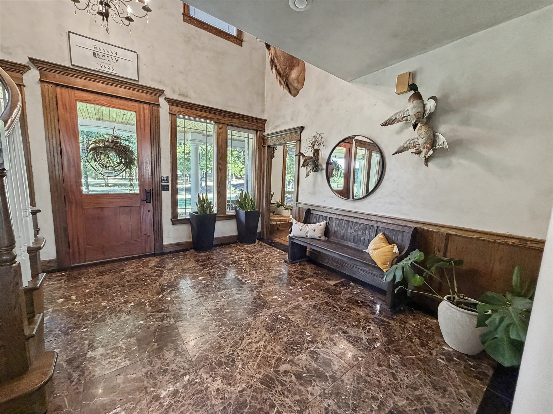 19216 W Pettit Bay Road Property Photo 9