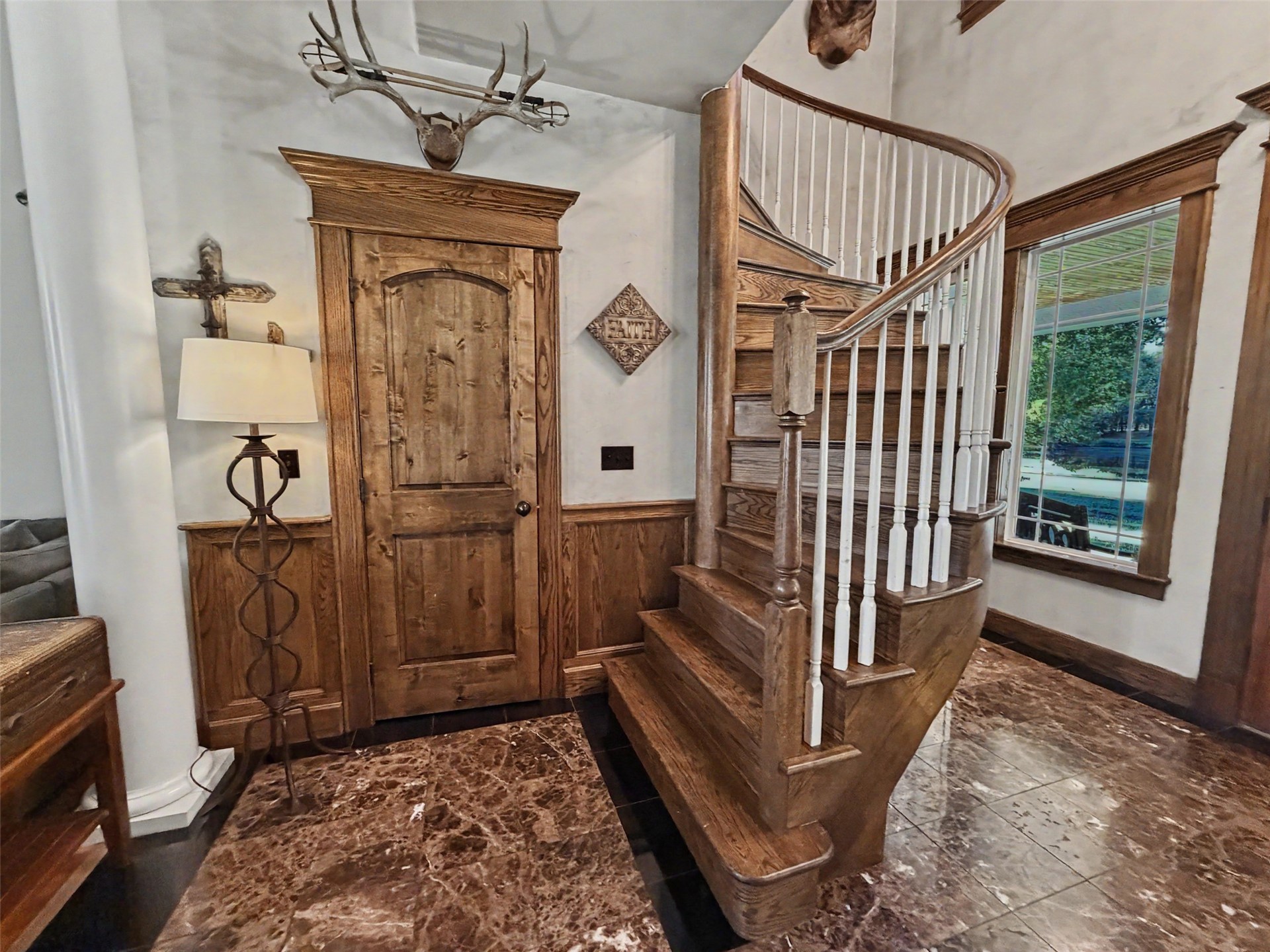 19216 W Pettit Bay Road Property Photo 12