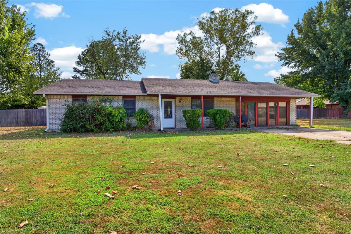 162 Sunset Street Property Photo 2
