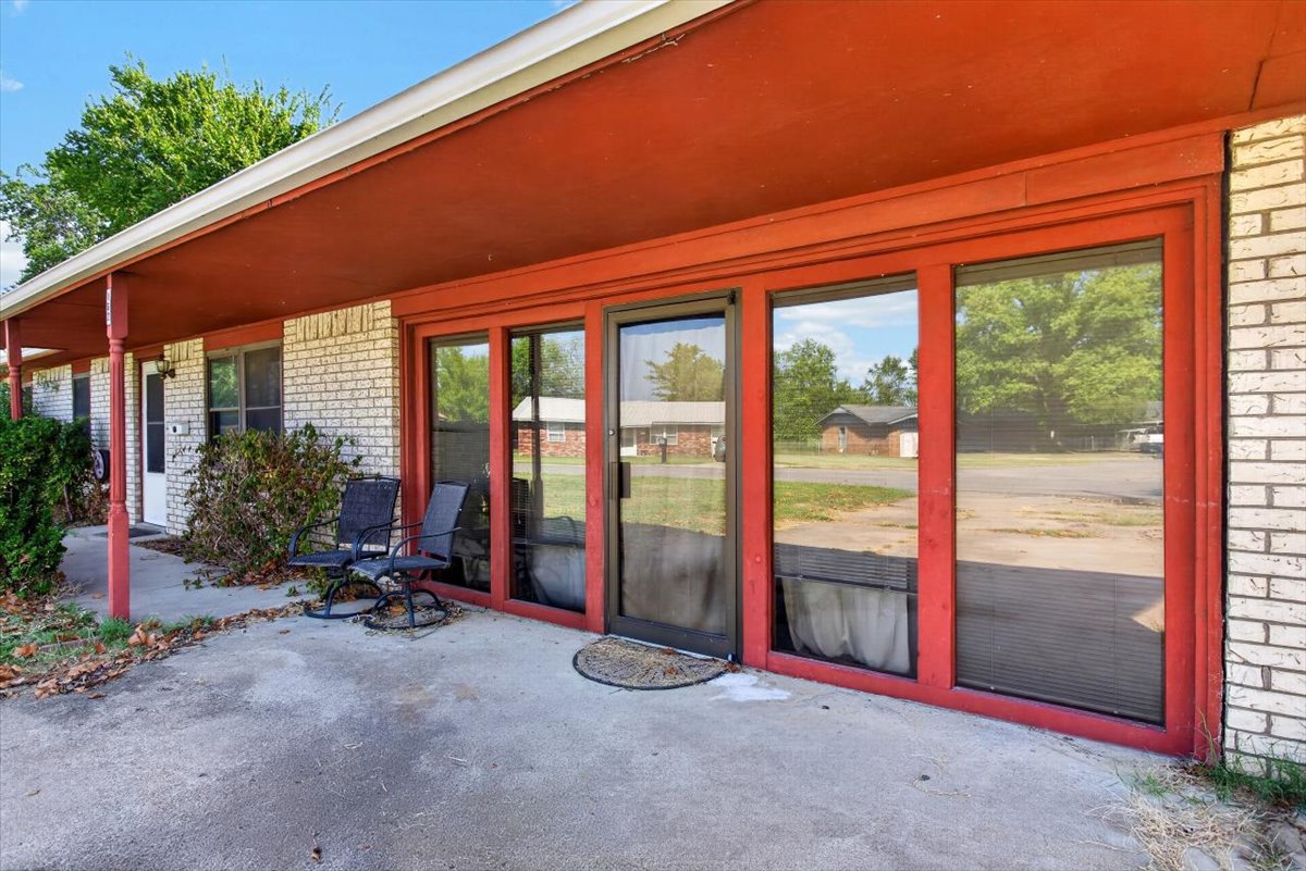 162 Sunset Street Property Photo 4