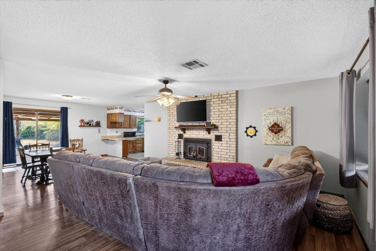 162 Sunset Street Property Photo 11