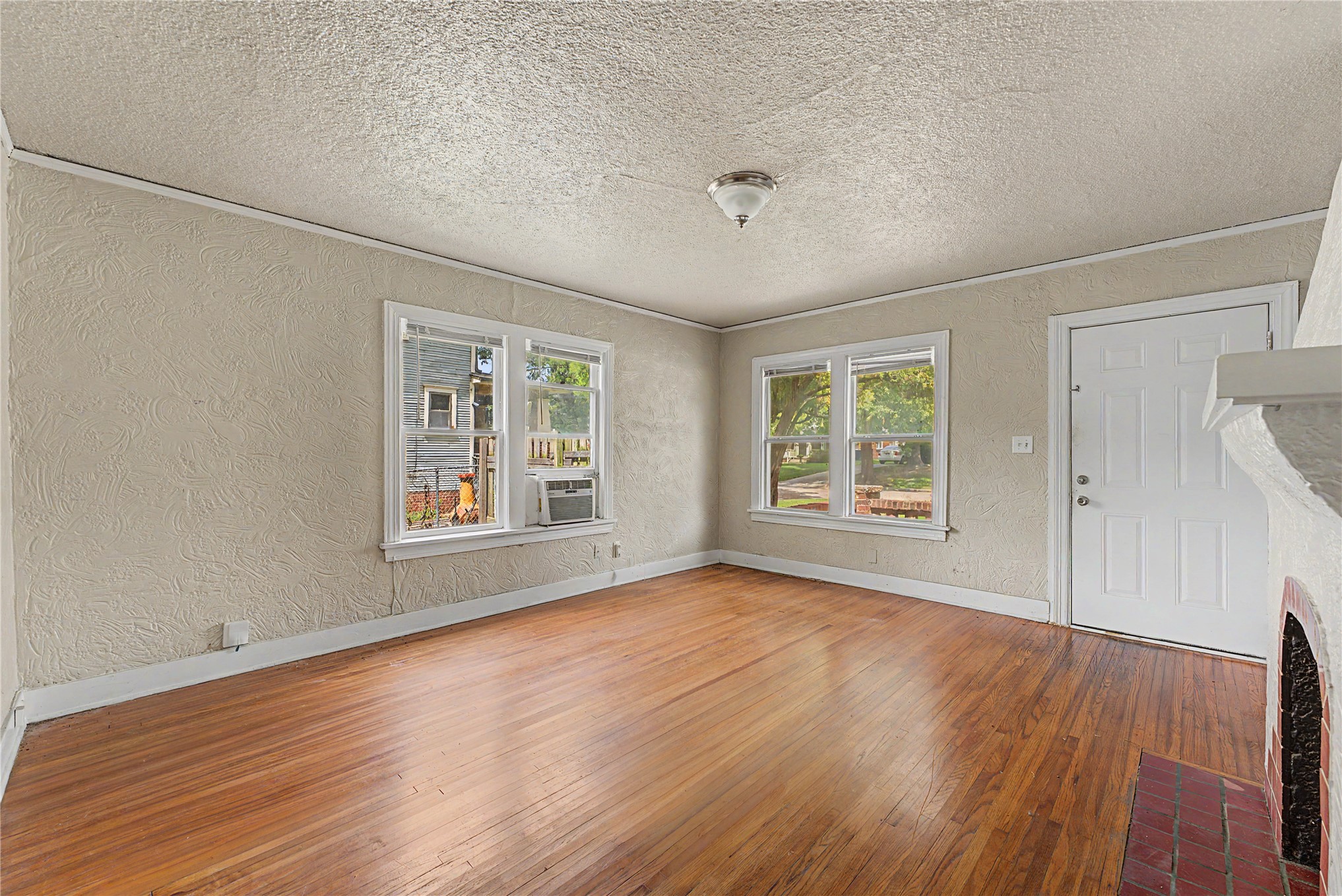 1216 S Birmingham Avenue E Property Photo 6
