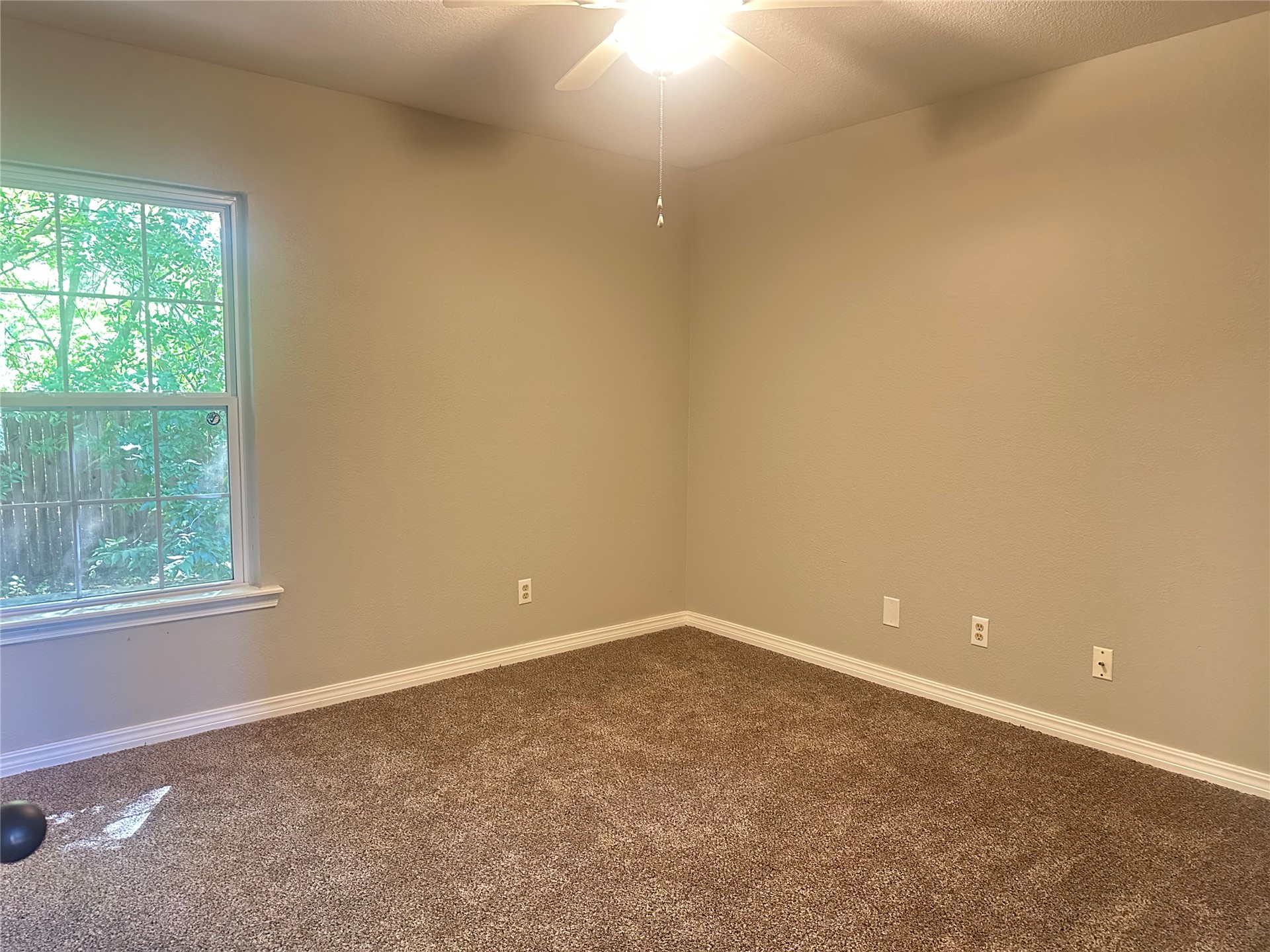 503 Quail Lake Drive Property Photo 12