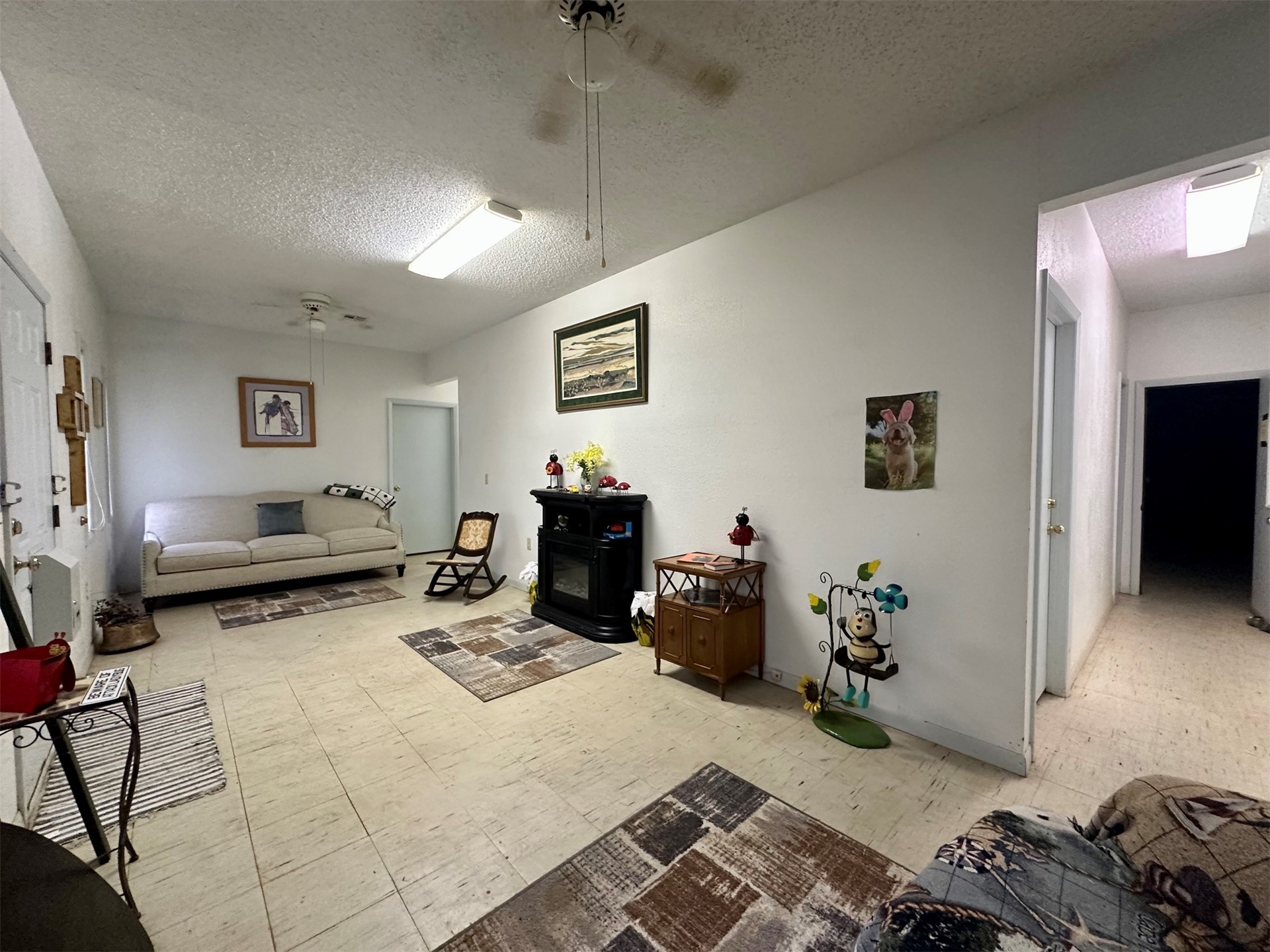 4550 Enos Road Property Photo 4