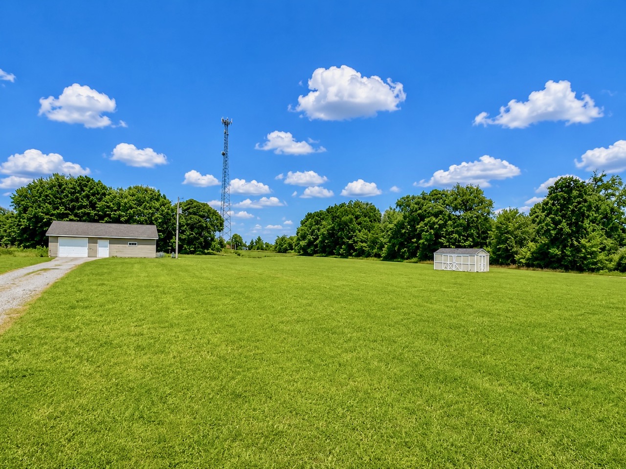 4550 Enos Road Property Photo 17