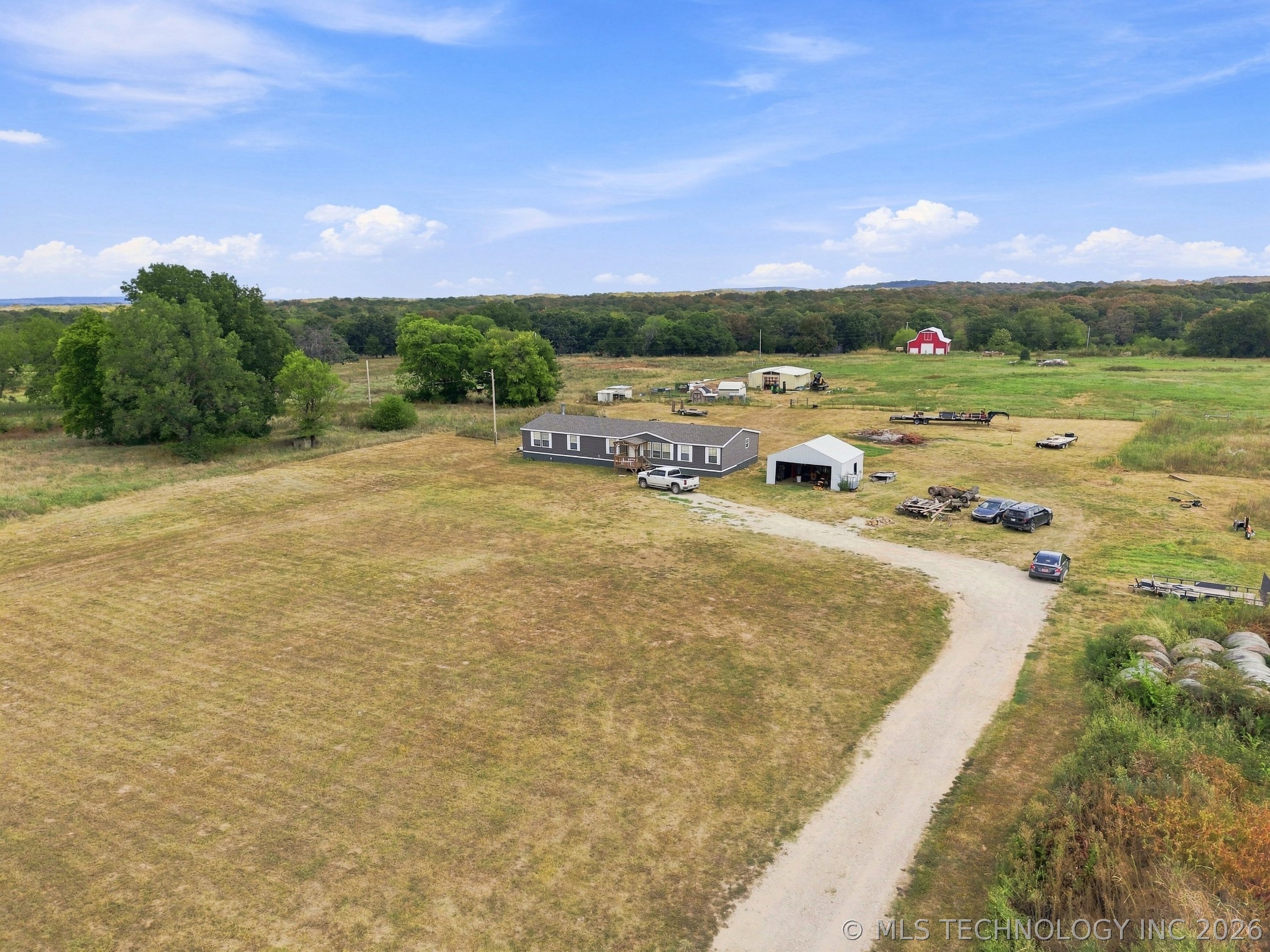 27350 S 170 Road Property Photo 3
