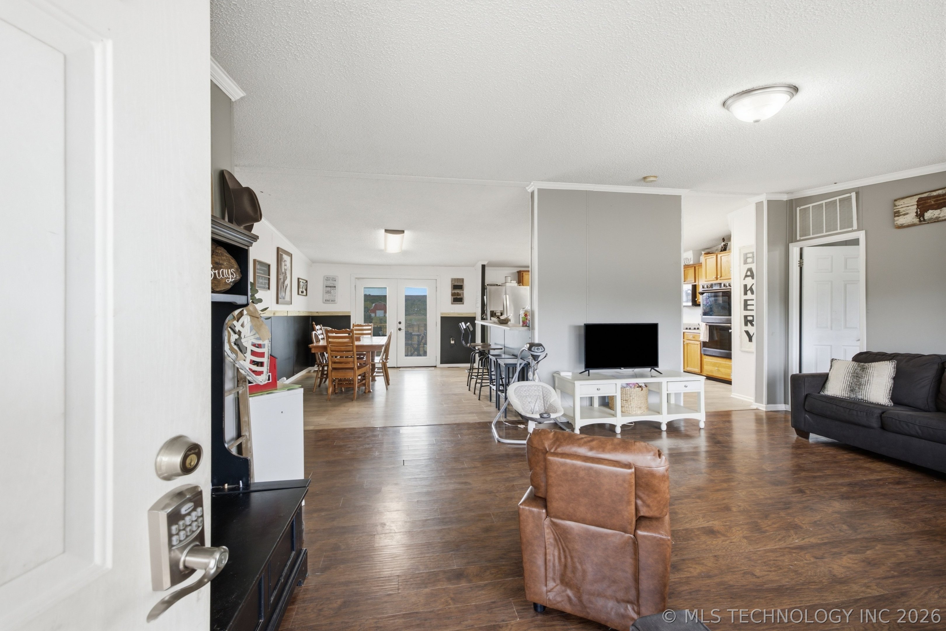 27350 S 170 Road Property Photo 4