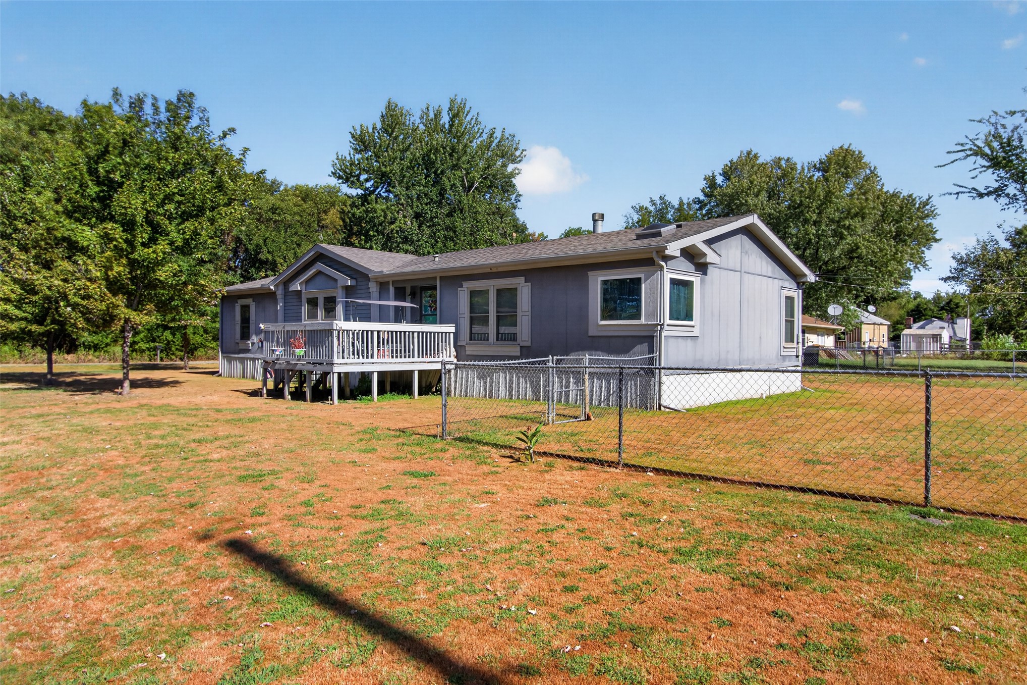 102 Ne 1st Street Property Photo 2