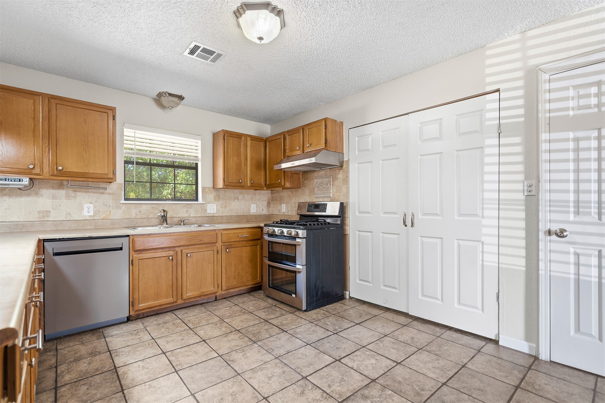 621 Osage Street Nw Property Photo 9