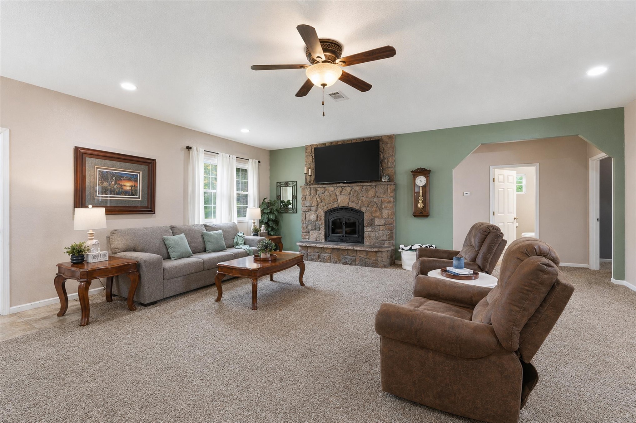 100712 S 4790 Property Photo 6