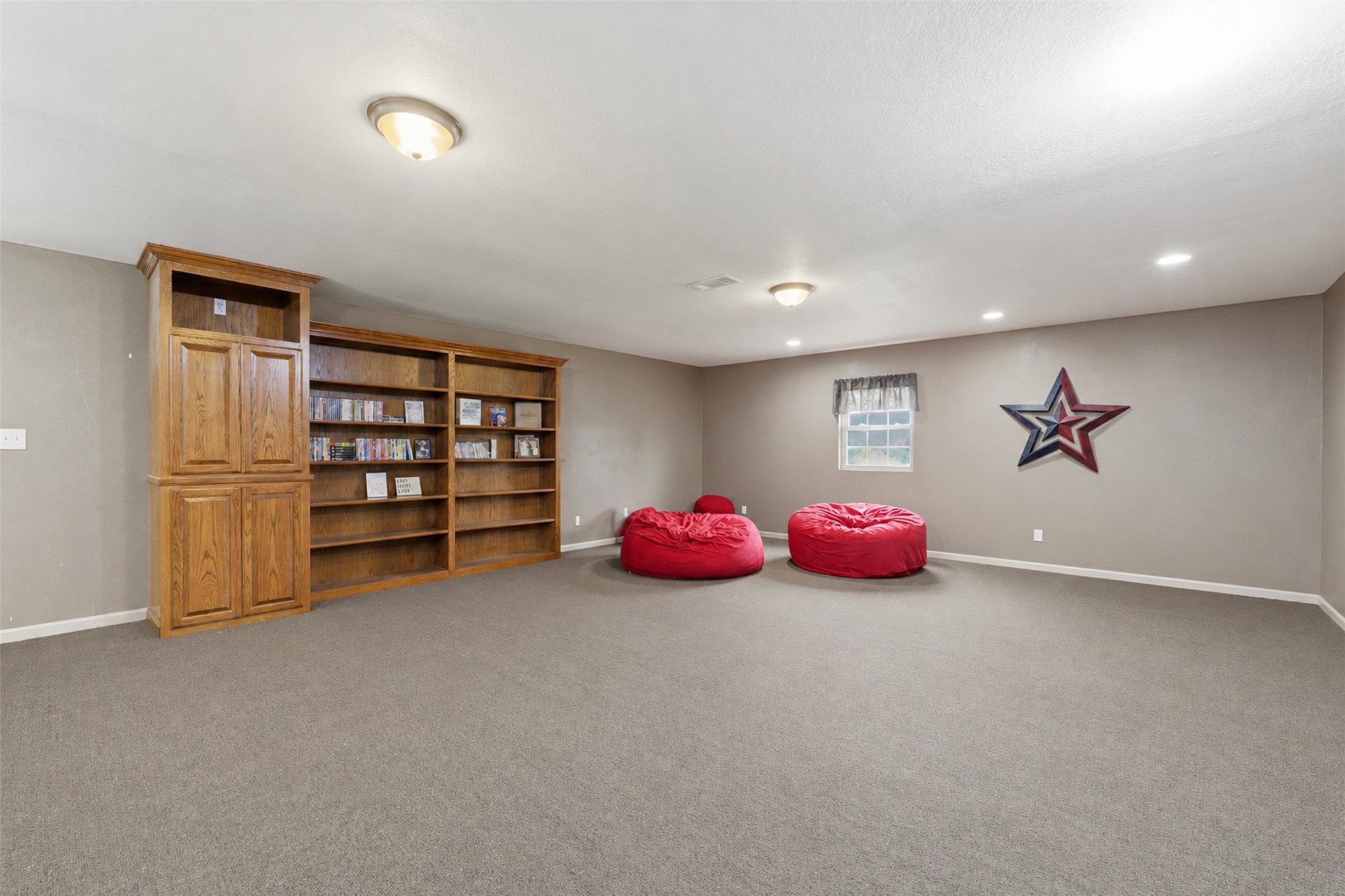 100712 S 4790 Property Photo 31