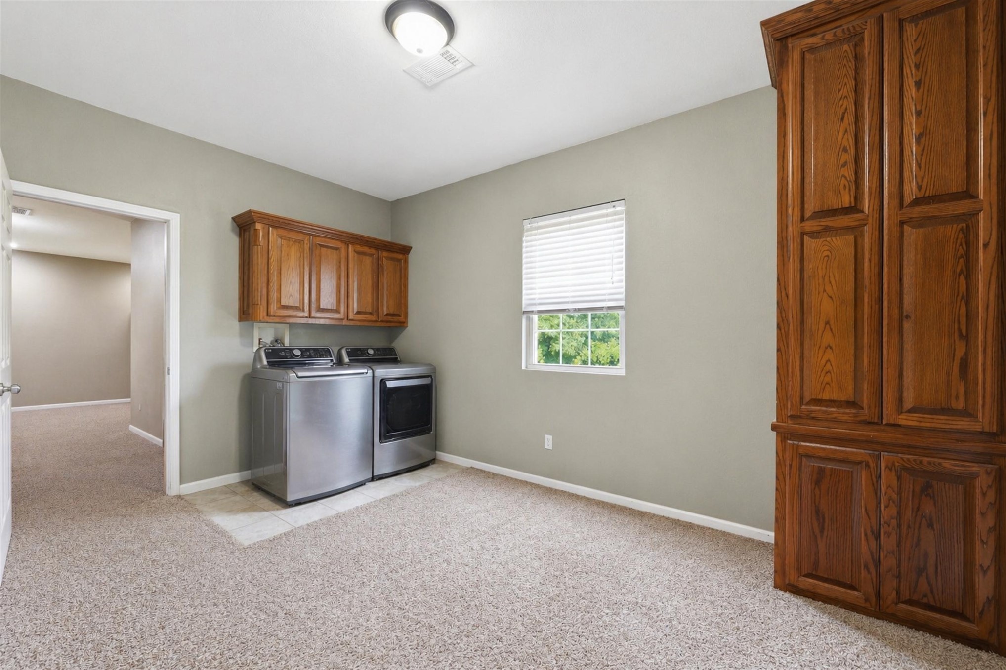 100712 S 4790 Property Photo 33