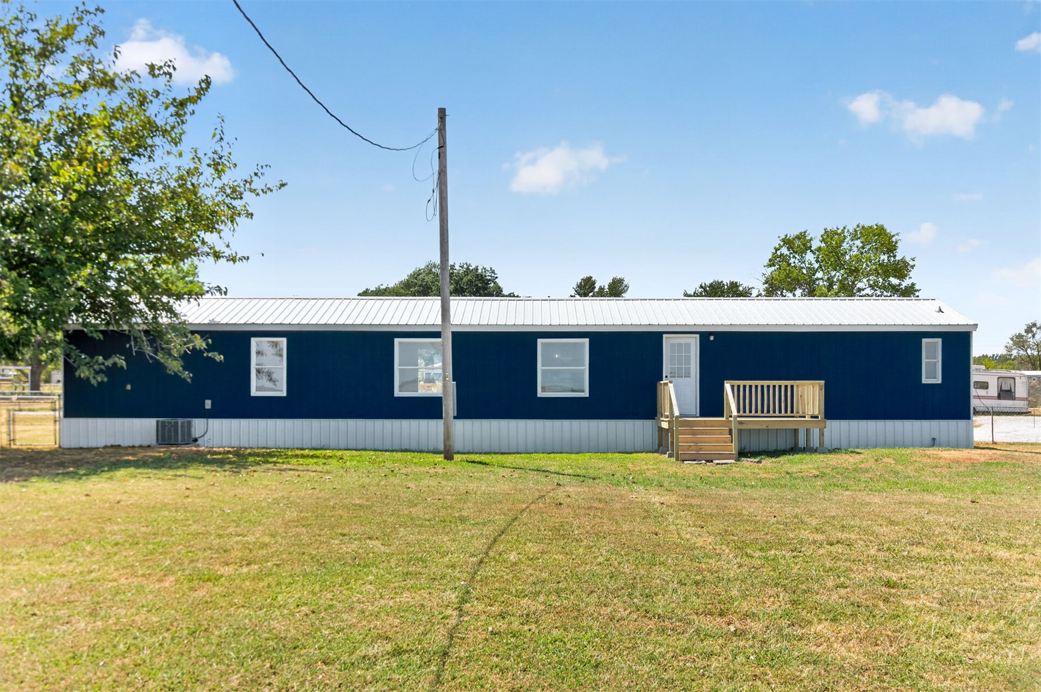 13771 S Lionel Avenue Property Photo 19