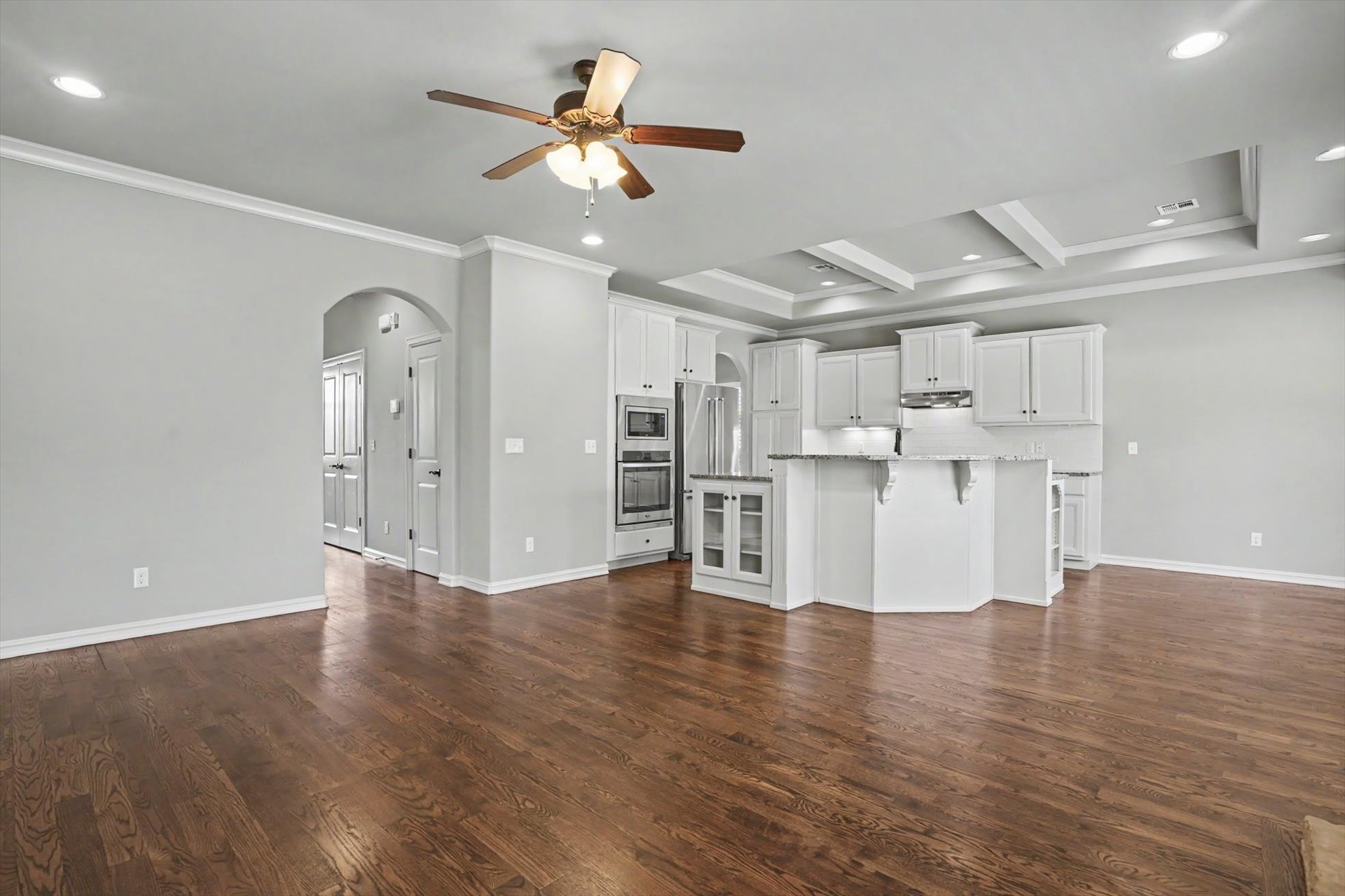 5831 E 145th Place S Property Photo 11
