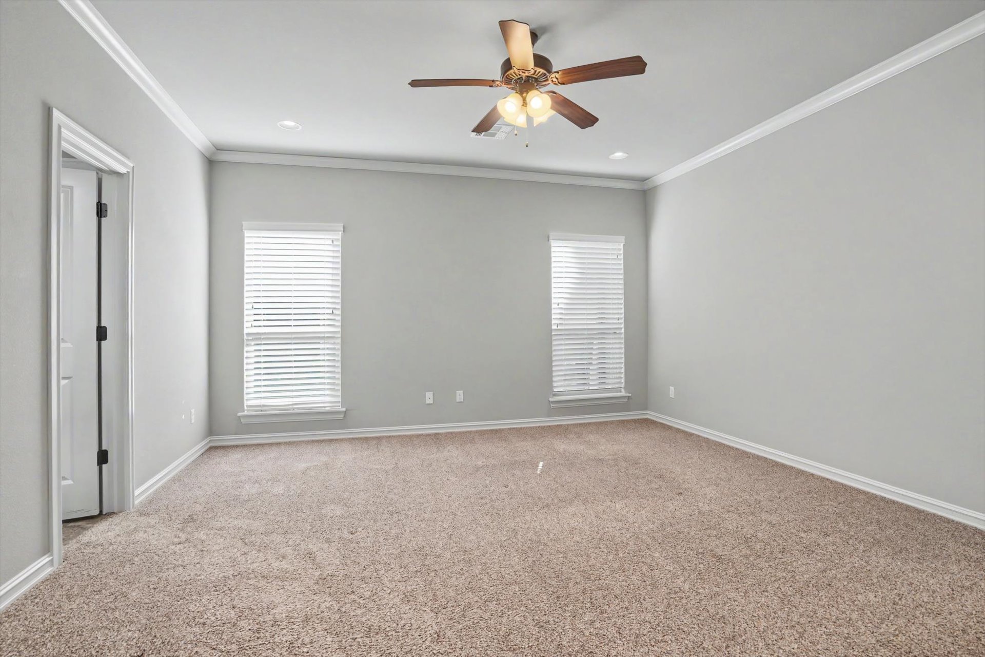 5831 E 145th Place S Property Photo 21