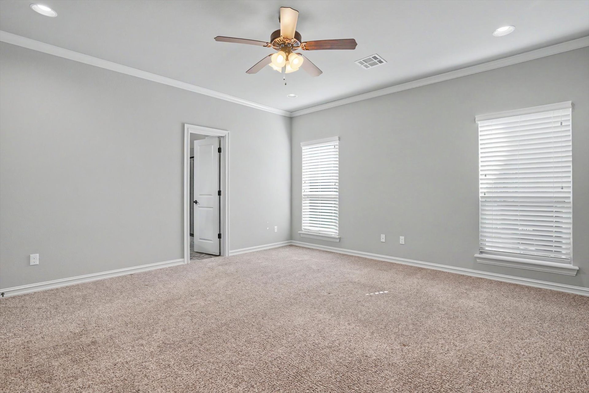 5831 E 145th Place S Property Photo 23