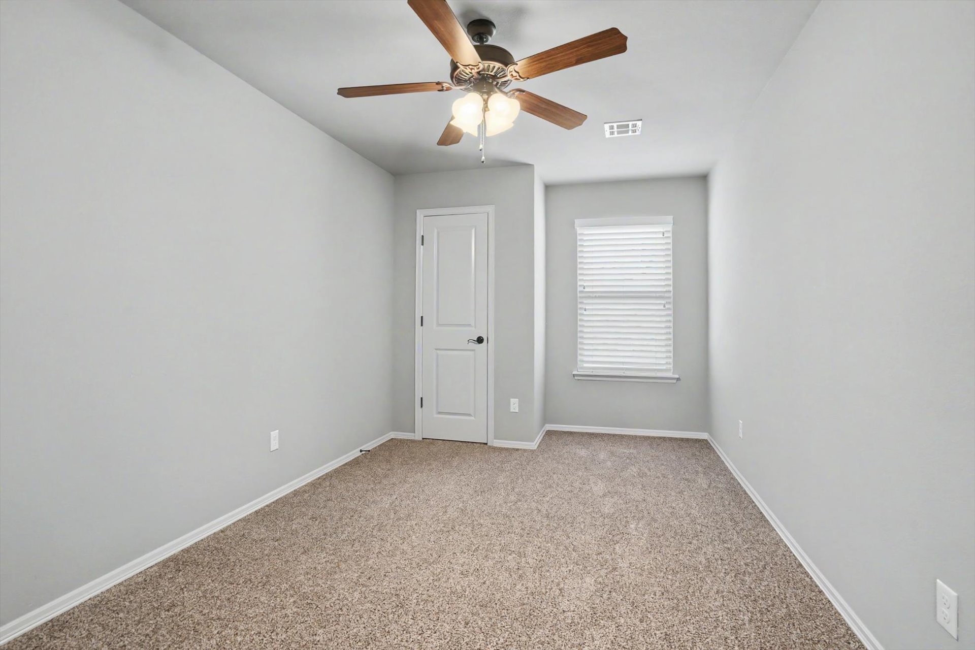 5831 E 145th Place S Property Photo 39