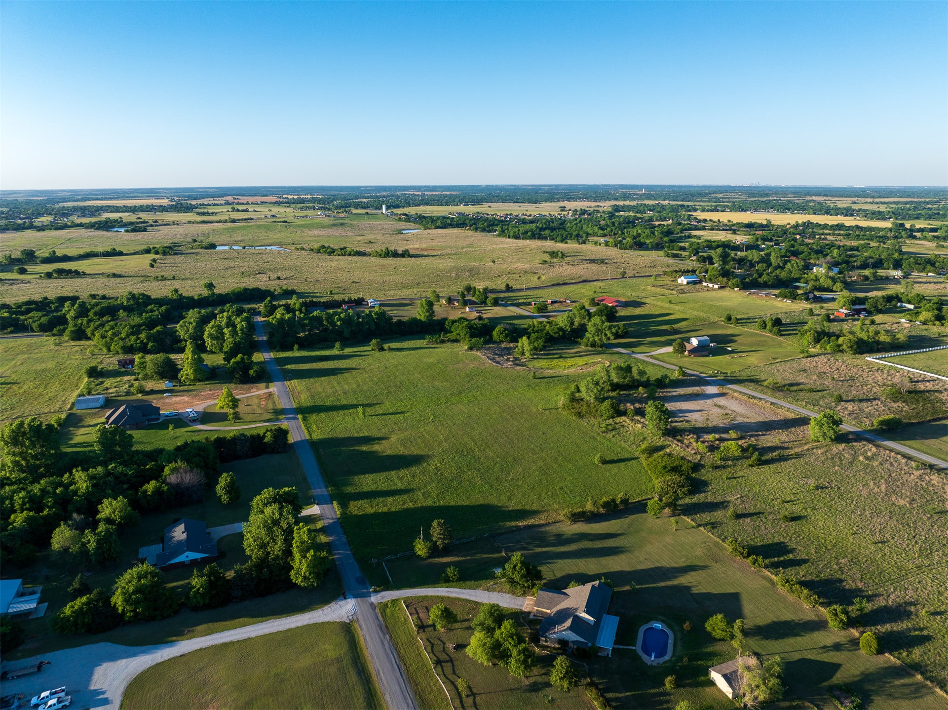 5 W County Road Property Photo 11
