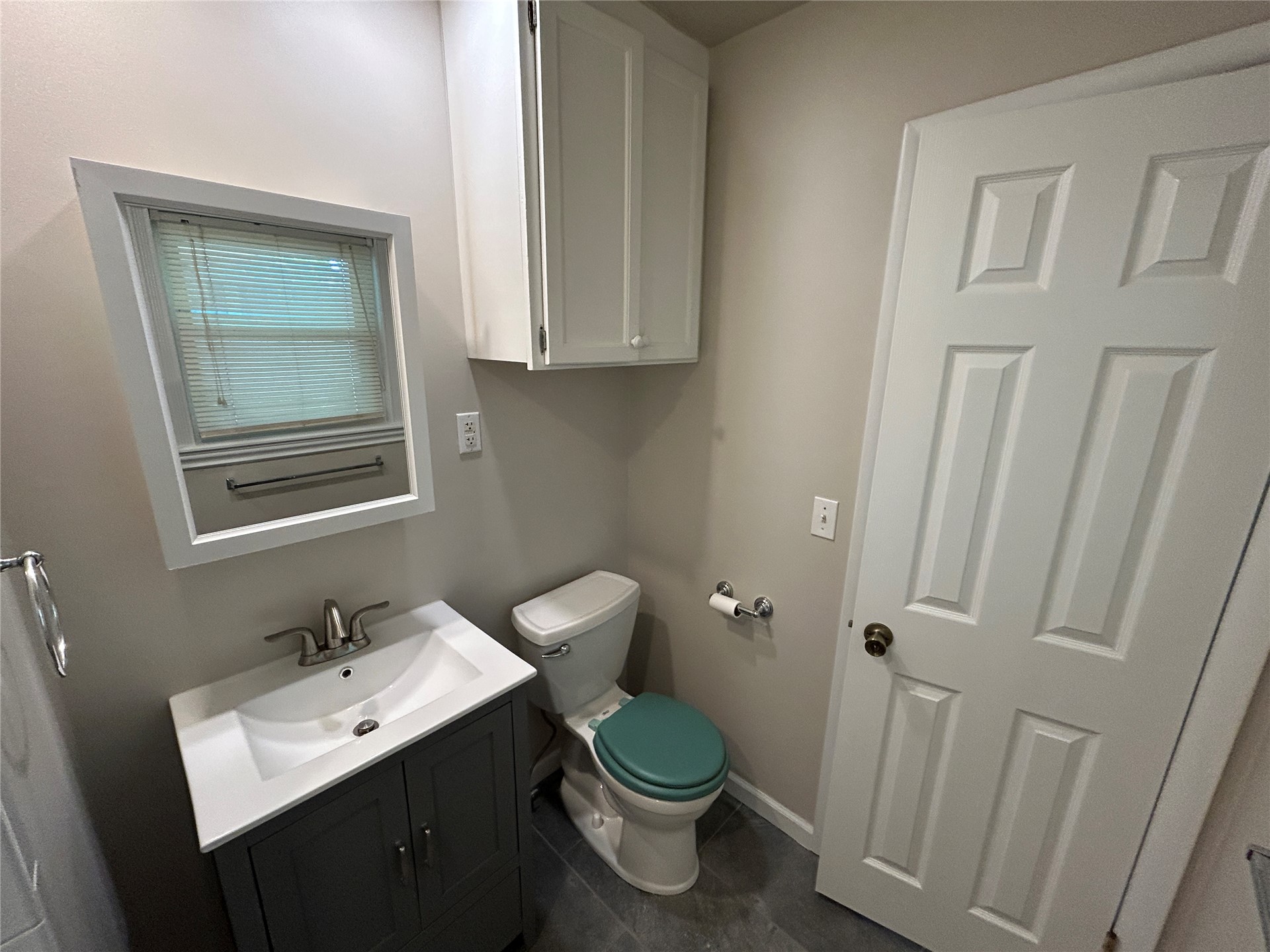 11755 S 76th East Avenue Property Photo 13