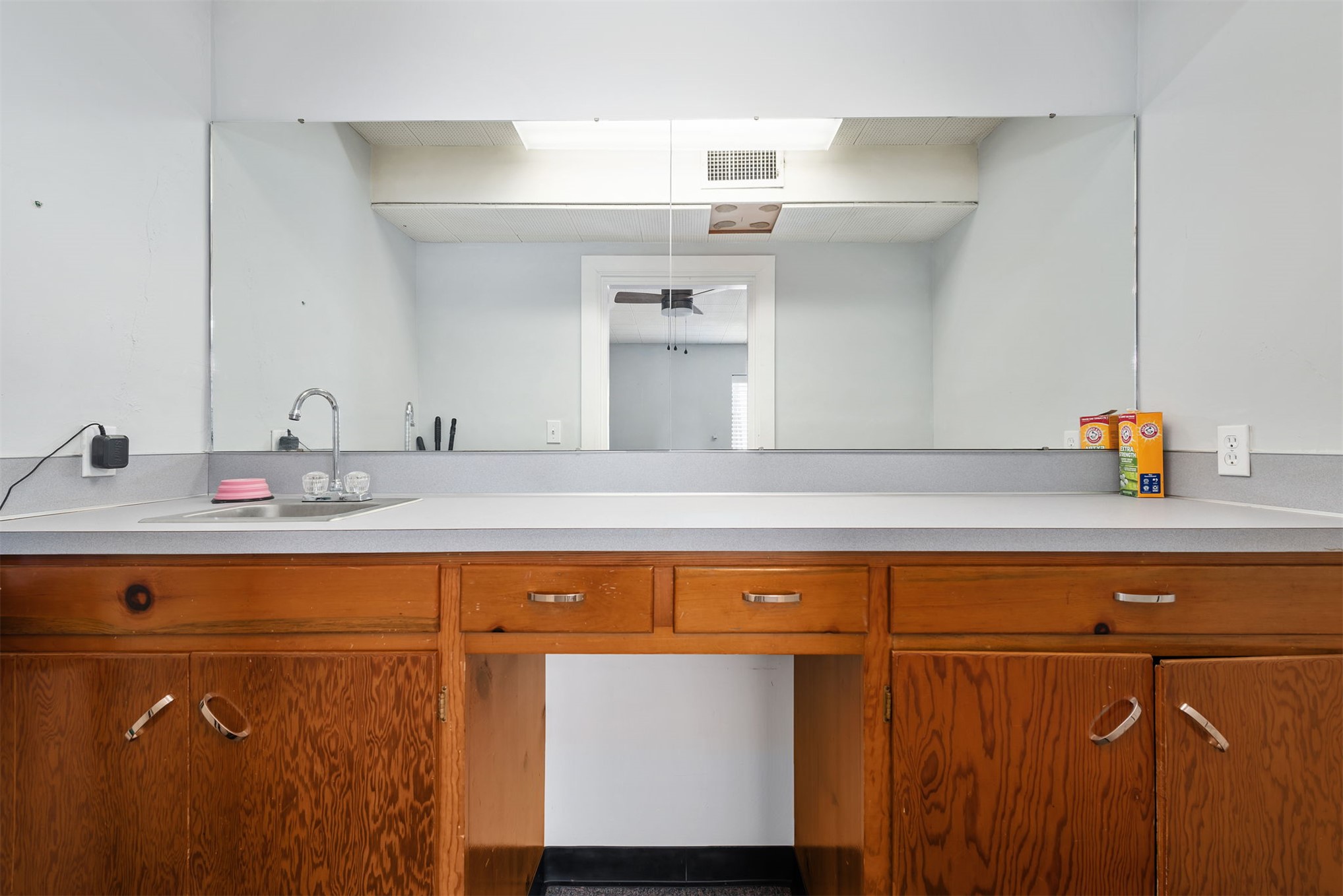 109 N Casaver Avenue Property Photo 15