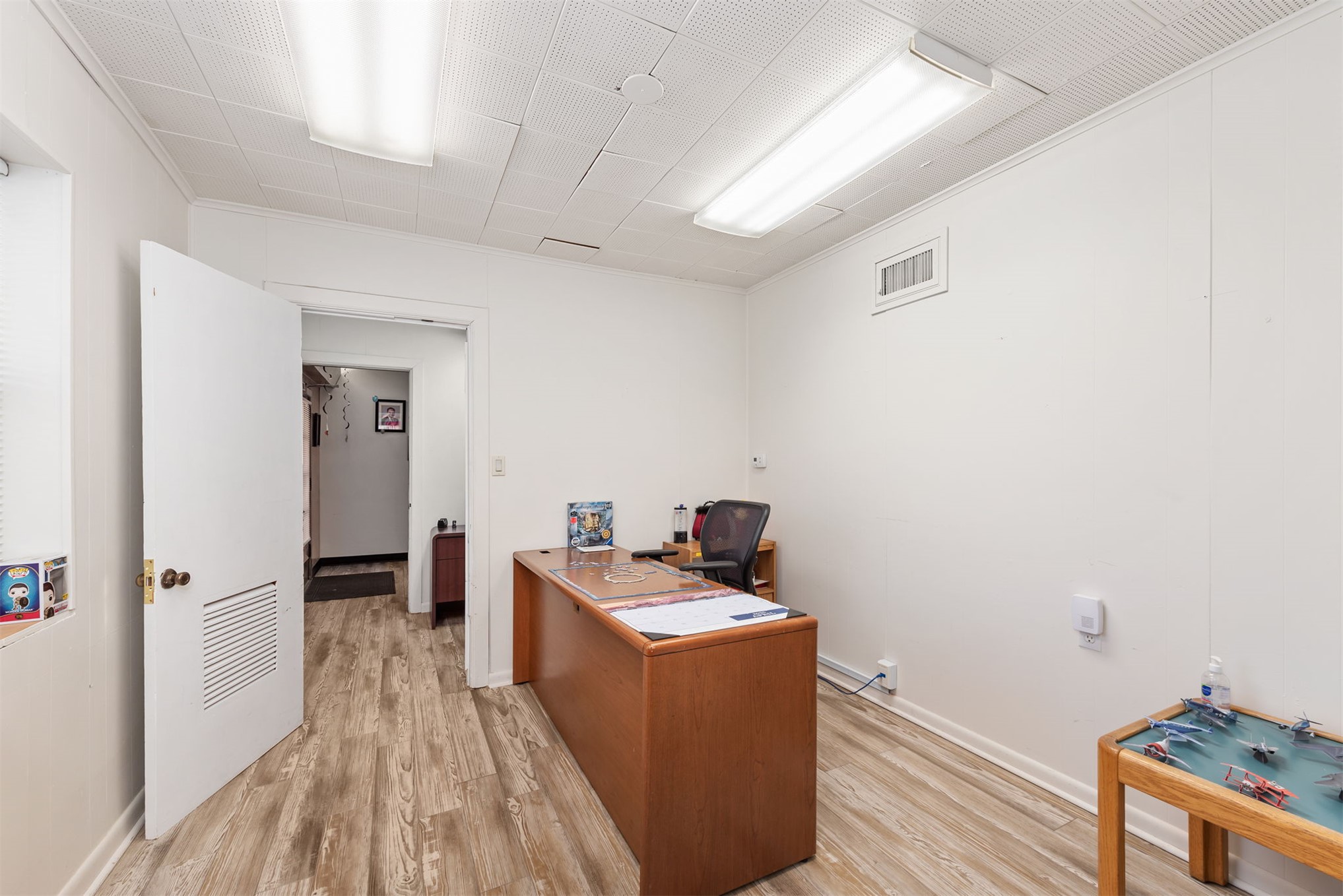 109 N Casaver Avenue Property Photo 18