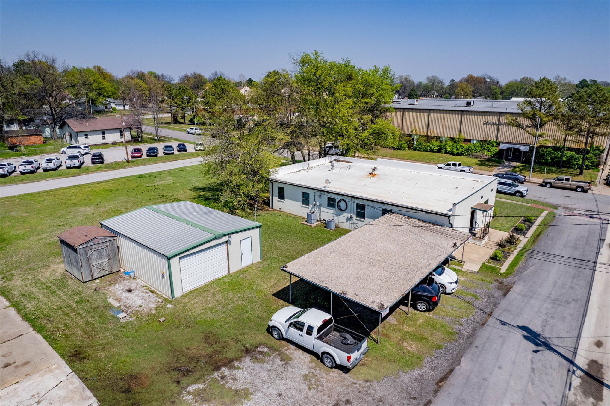 109 N Casaver Avenue Property Photo 32