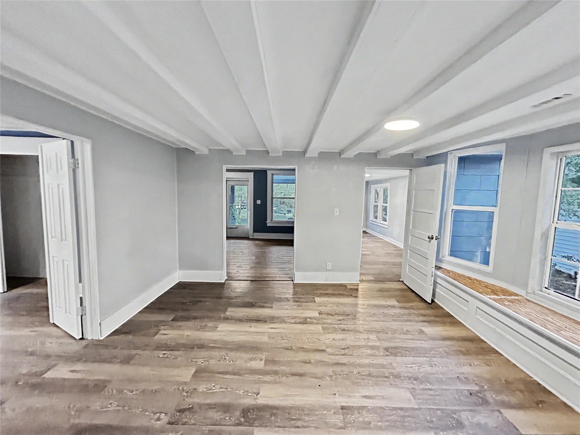 1305 Cherry Street Property Photo 4