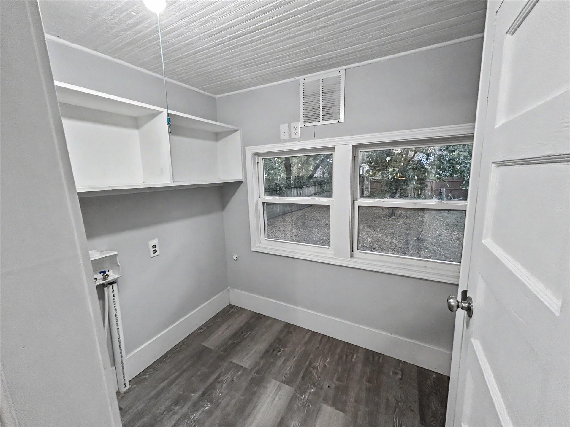 1305 Cherry Street Property Photo 14