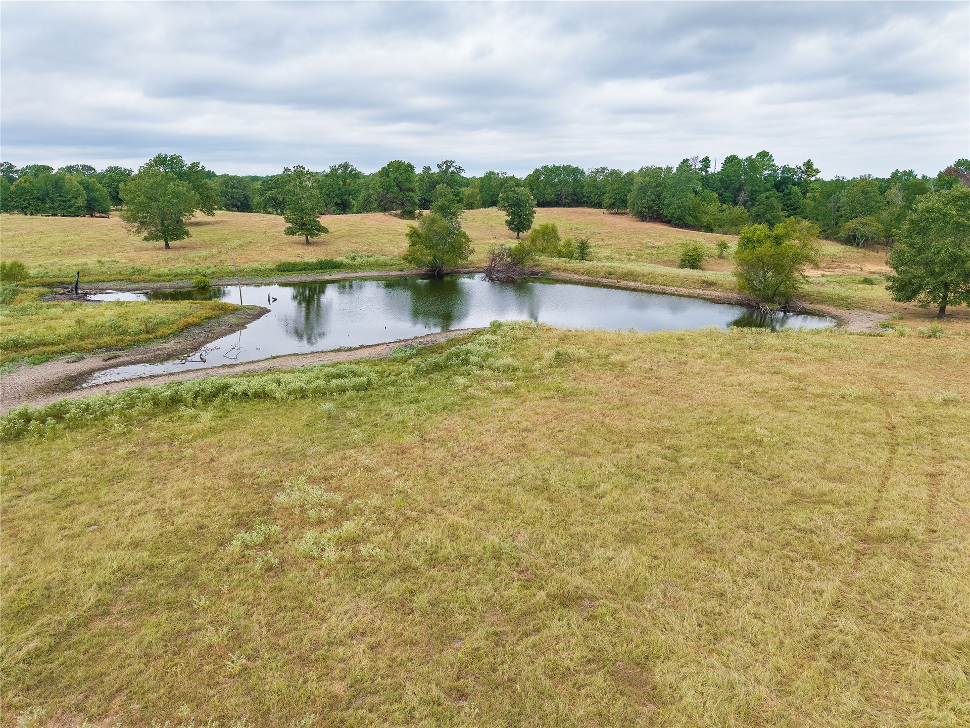 166 N 4084 Road Property Photo 4