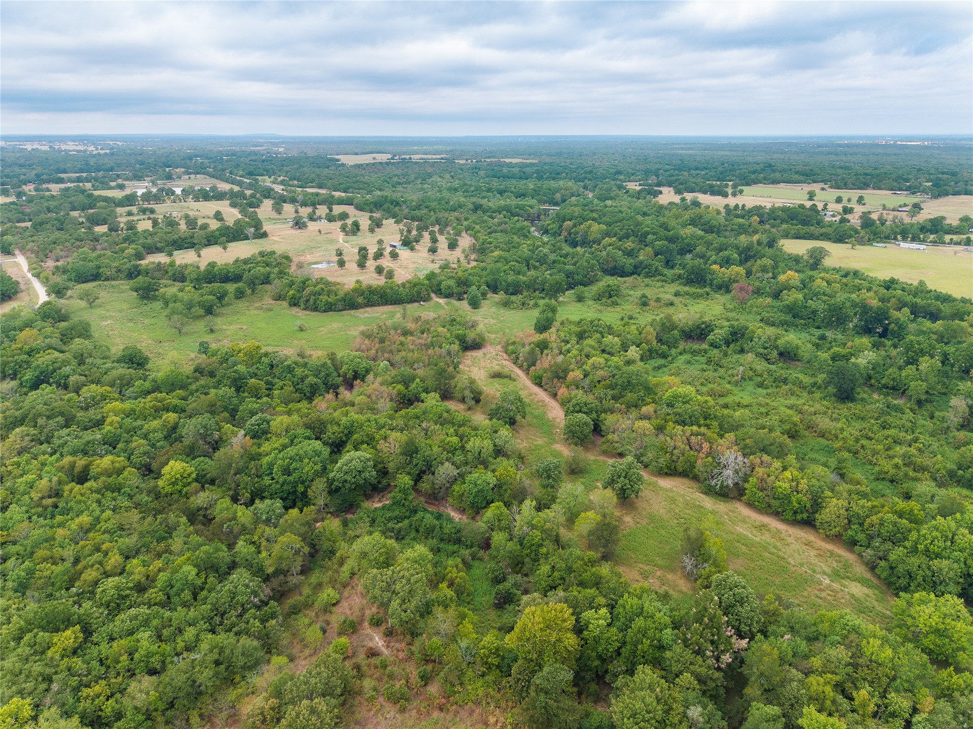 166 N 4084 Road Property Photo 25