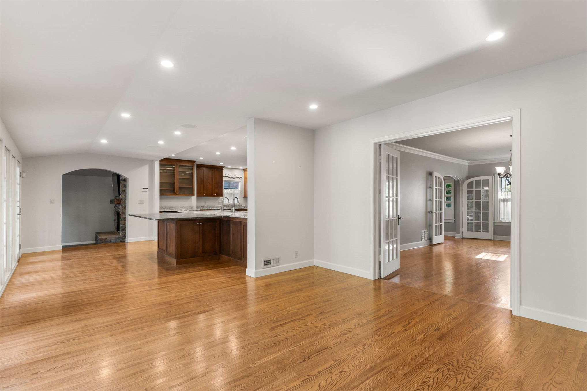 2908 S Cincinnati Avenue Property Photo 13