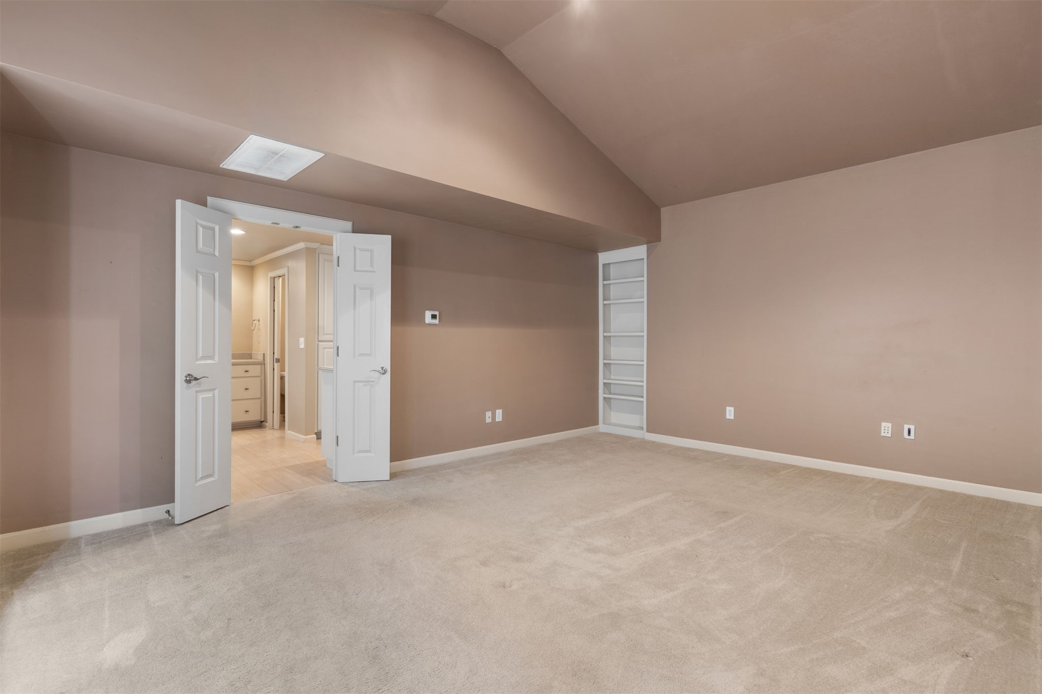 2908 S Cincinnati Avenue Property Photo 17