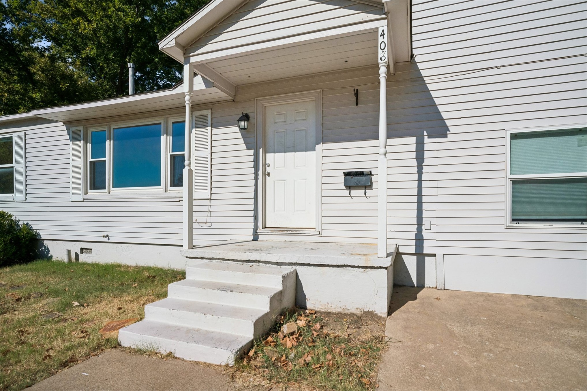 408 N Cedar Street Property Photo 3