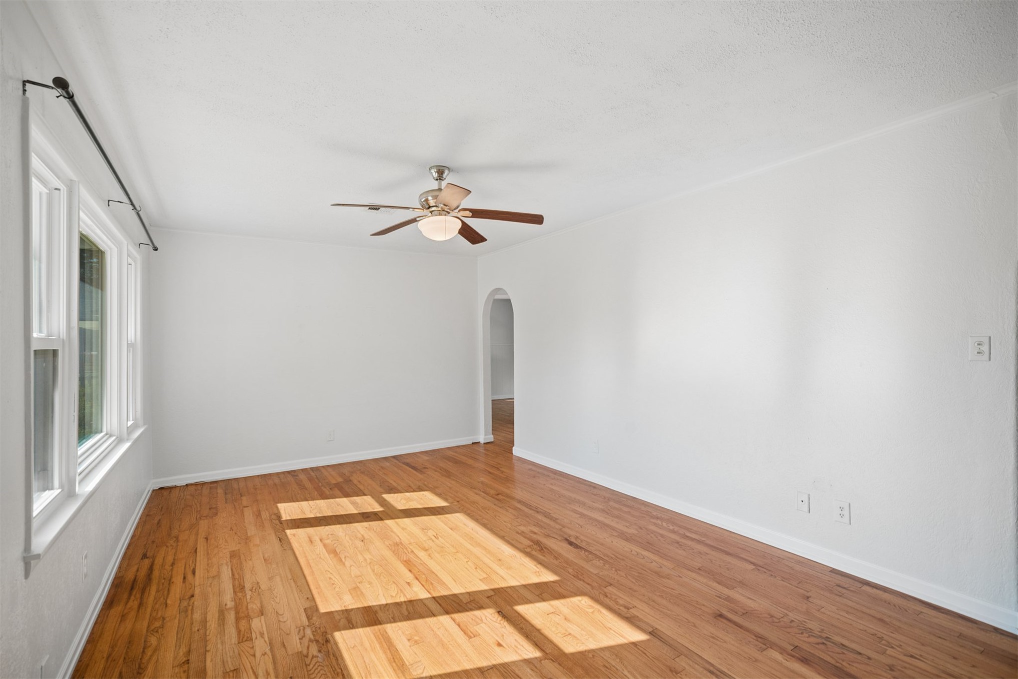 408 N Cedar Street Property Photo 5