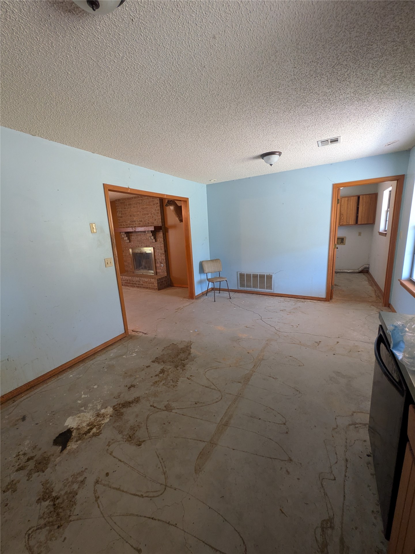 7323 N 117th East Avenue Property Photo 9