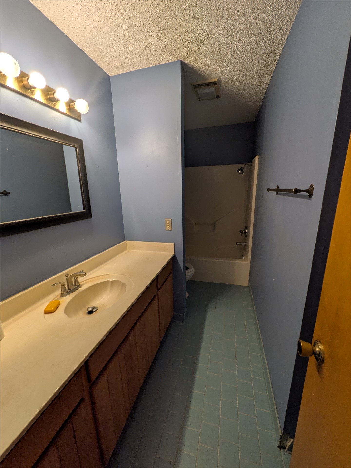 7323 N 117th East Avenue Property Photo 21