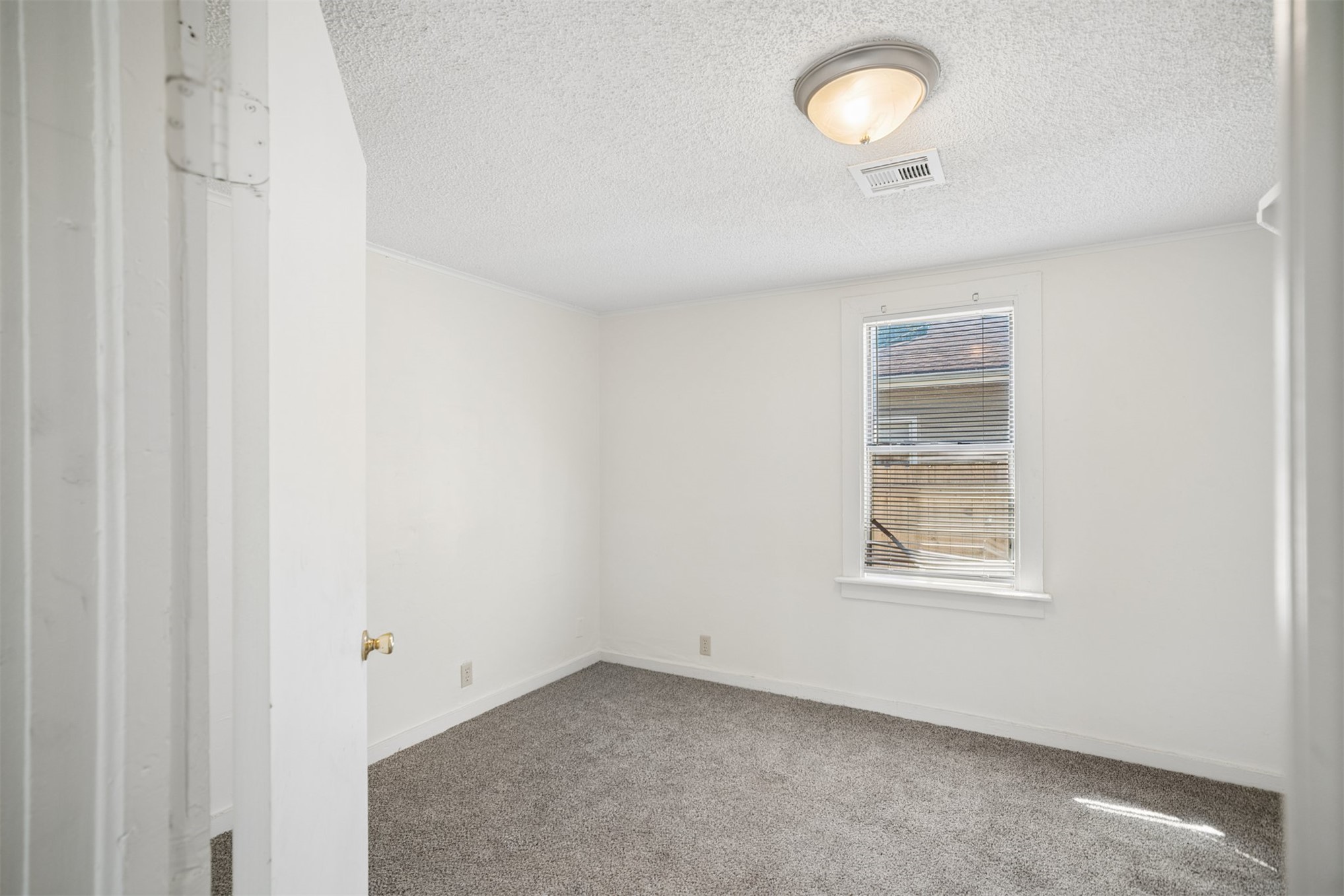 605 N 10th Street Property Photo 10