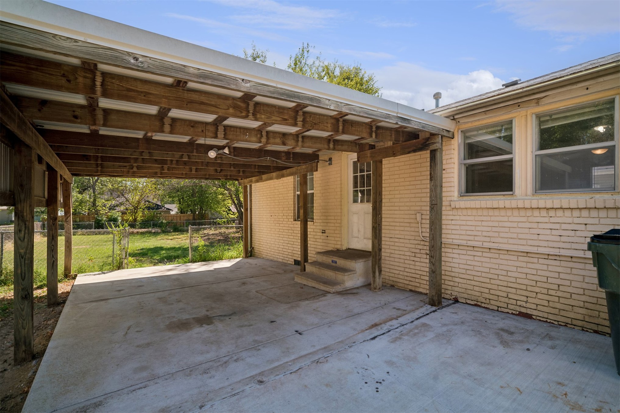 605 N 10th Street Property Photo 14