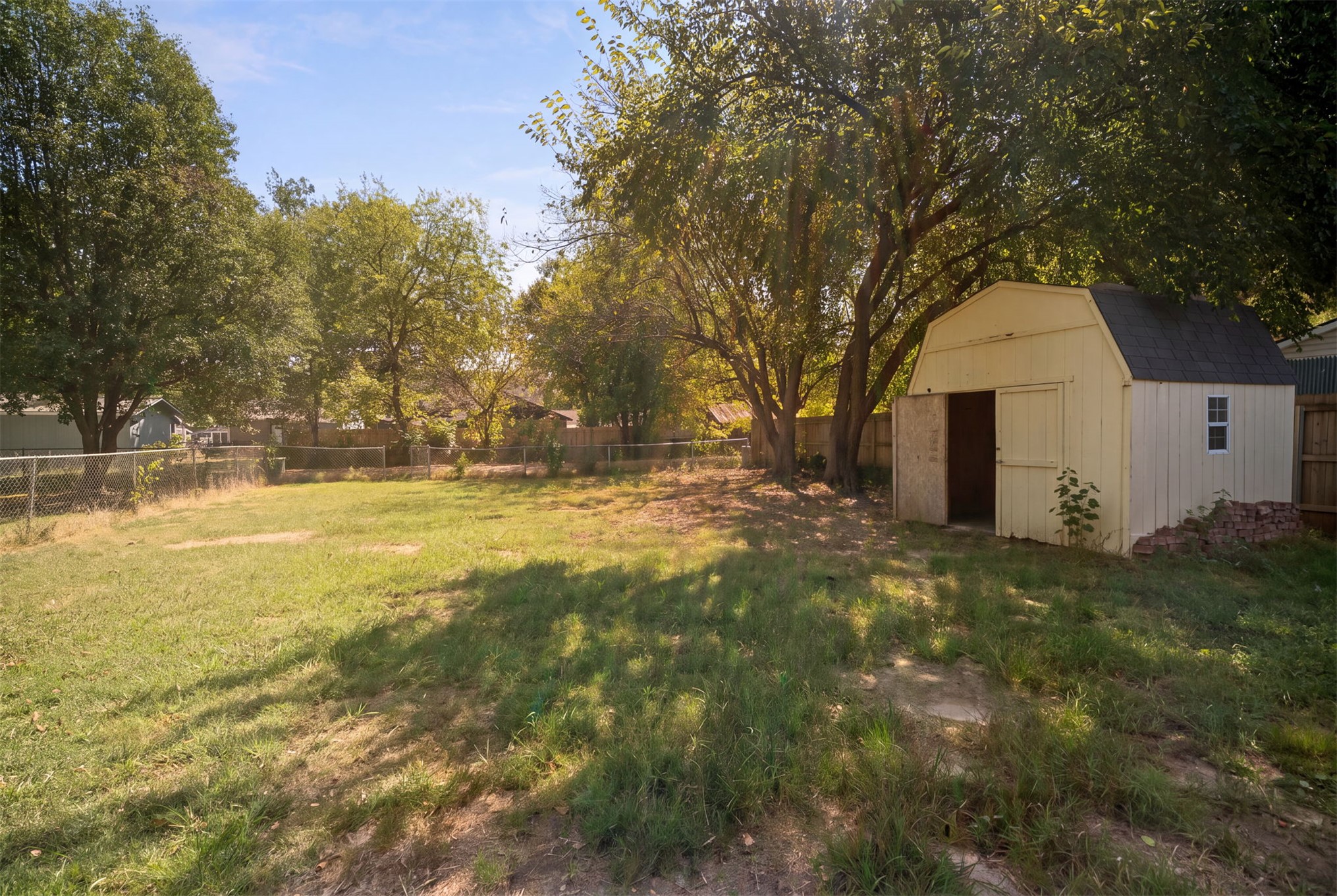 605 N 10th Street Property Photo 15