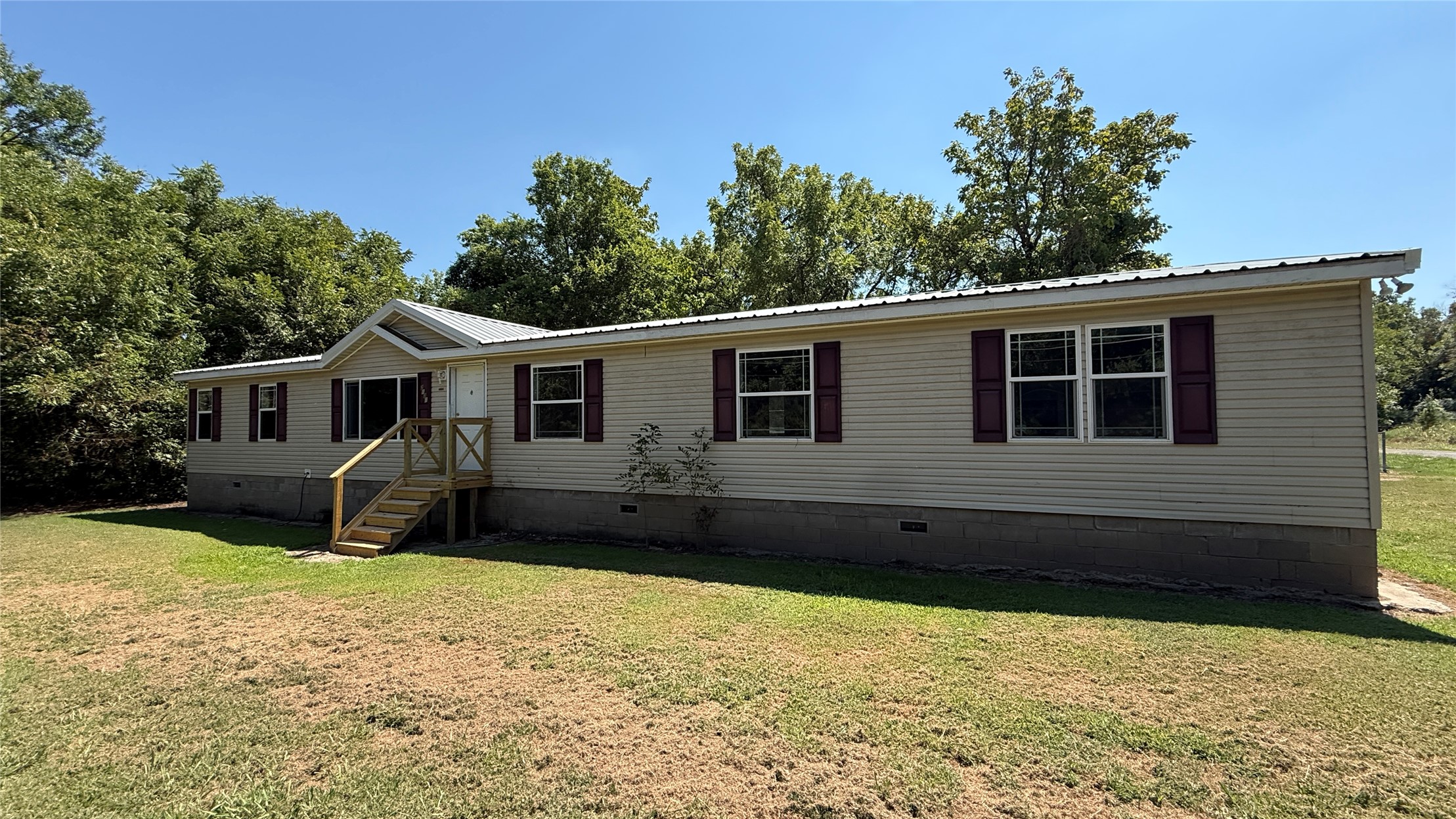 2131 Maryland Avenue Property Photo 6